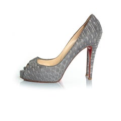 Christian Louboutin, Very prive Zehentrenner-Pumps