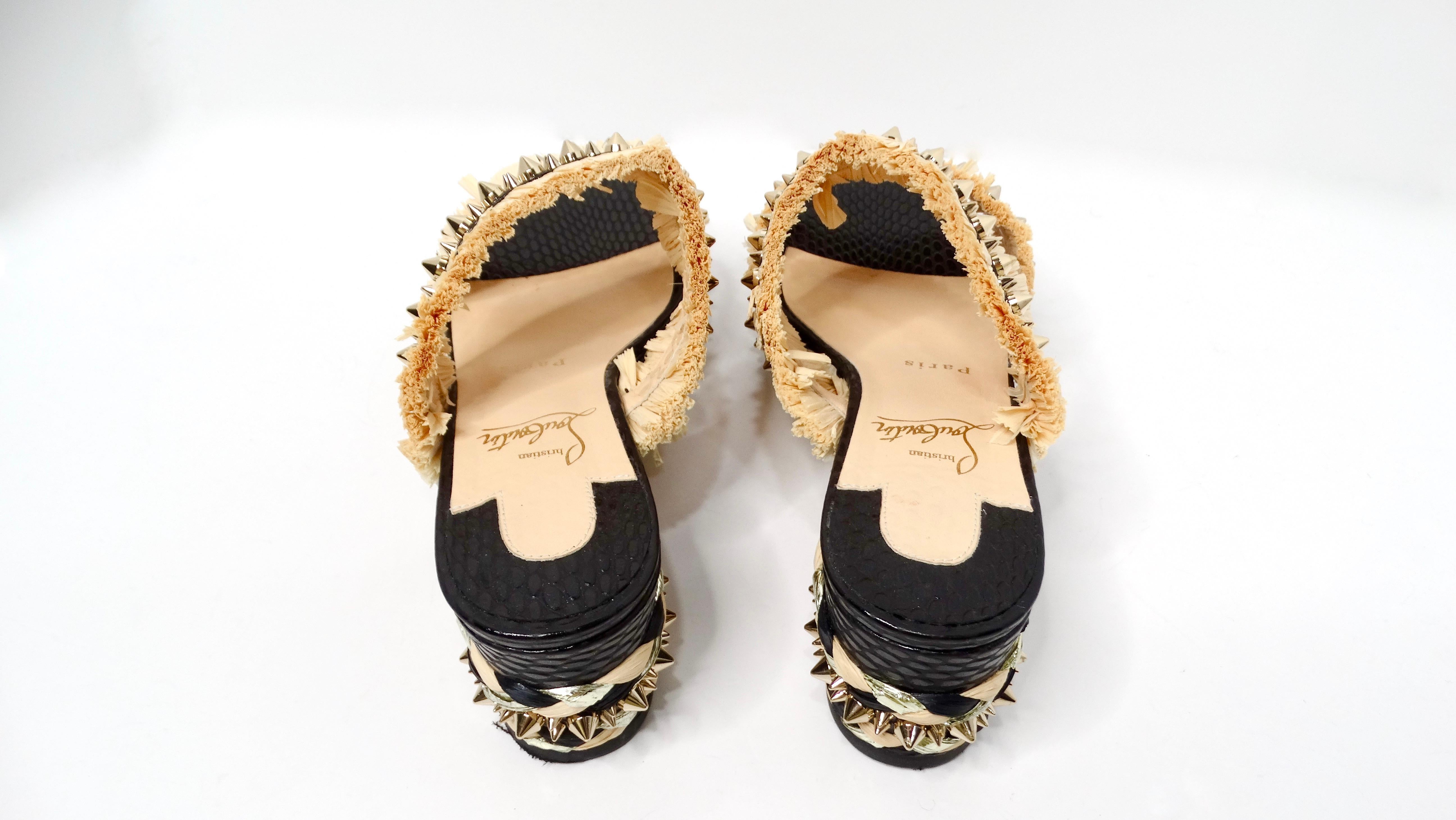 Christian Louboutin Voltinoudou Raffia Studded Platform Wedge Sandals Pour femmes en vente