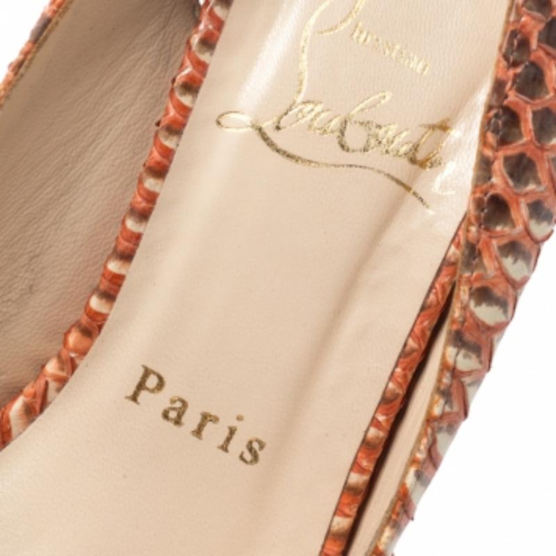 Marron Christian Louboutin Water Snake Slingback Peep Toe Platform Sandals Size 37 en vente