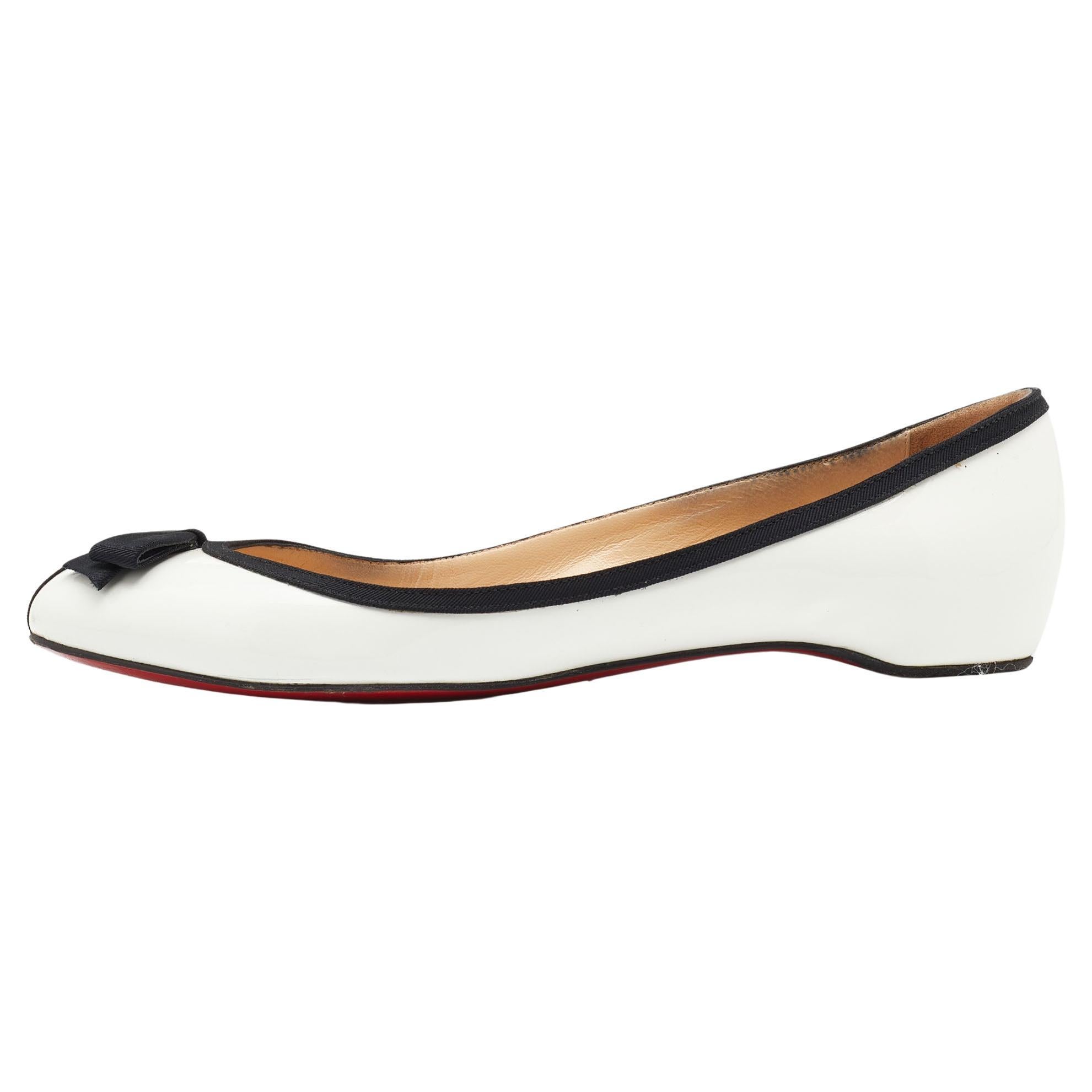 Christian Louboutin White/Black Patent Balinodono Bow Ballet Flats Size 36.5 For Sale at 1stDibs | white with black flats with silver bow