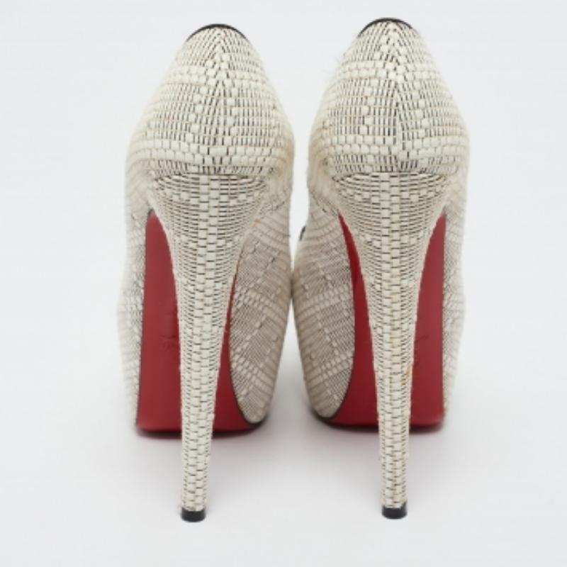 Christian Louboutin White/Black Raffia Daffodile Platform Pumps Size 36.5 For Sale 2