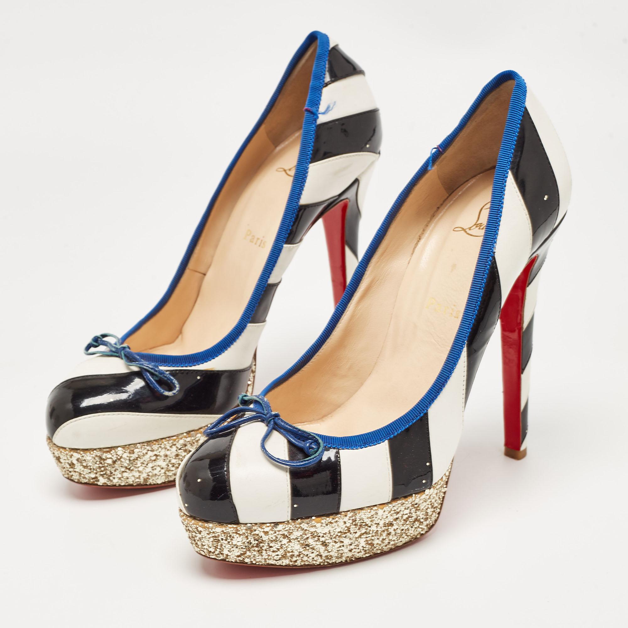 Christian Louboutin White/Black Striped Leather and Patent Foraine Pumps Size 39 In Good Condition For Sale In Dubai, Al Qouz 2