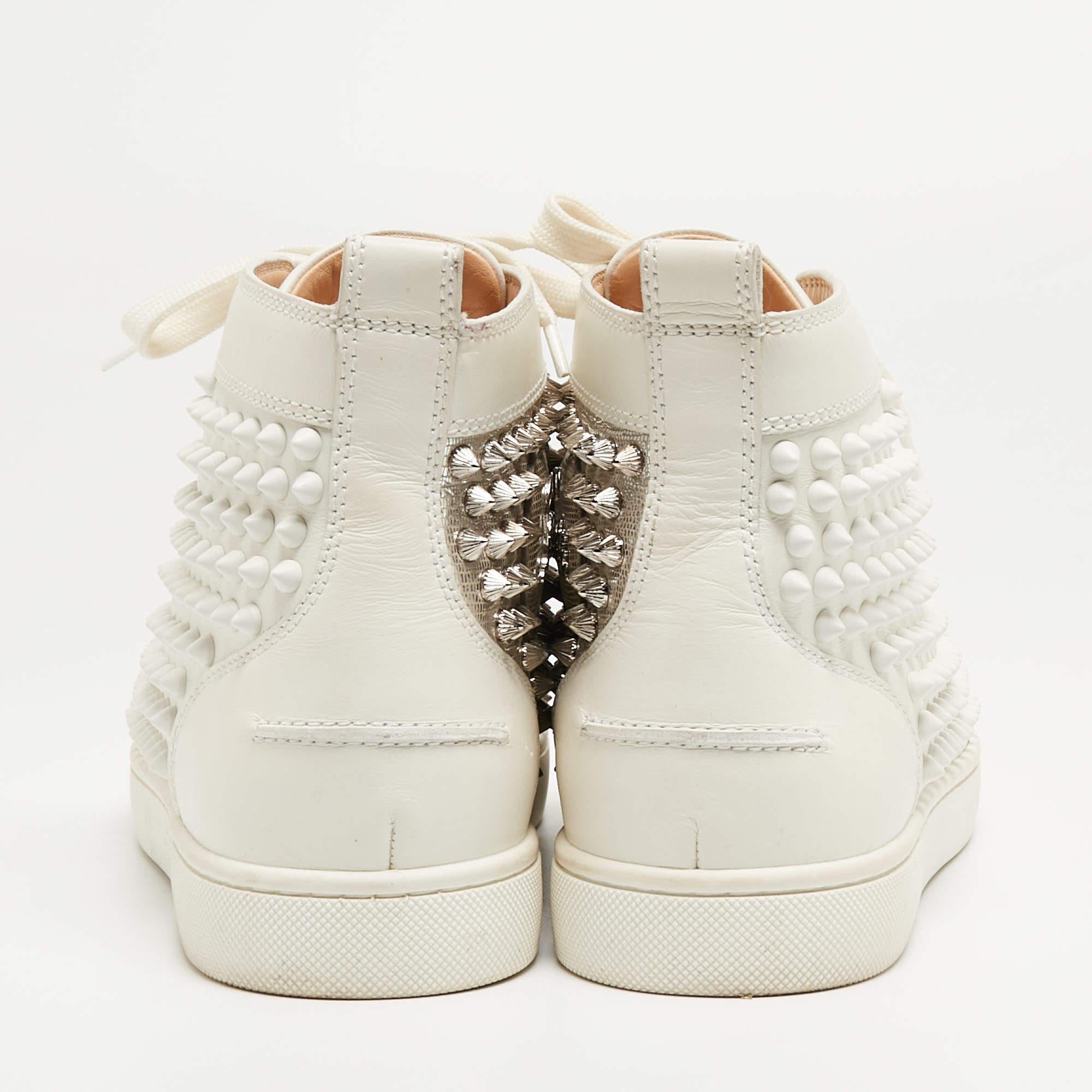 Christian Louboutin White Leather Louis Spikes High Top Sneakers Size 39 In Good Condition For Sale In Dubai, Al Qouz 2