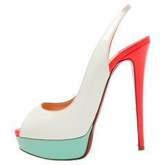 Christian Louboutin Weiße Lady Peep-Sandalen aus Lackleder Größe 38
