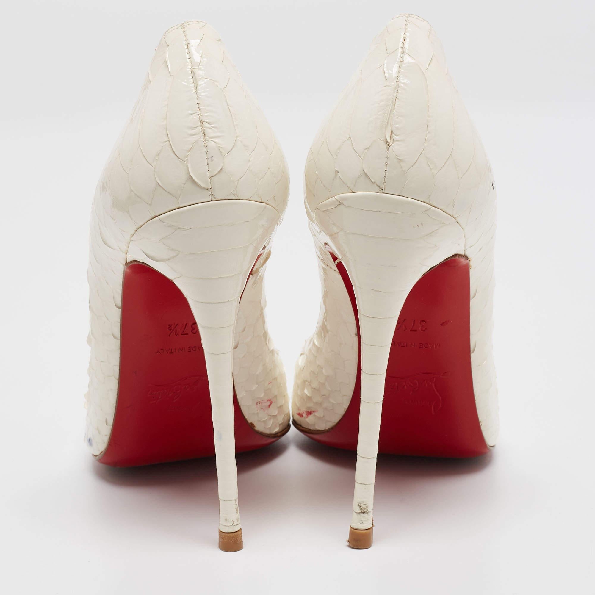 Christian Louboutin White Python Patent Leather So Kate Pumps Size 37.5 For Sale 4