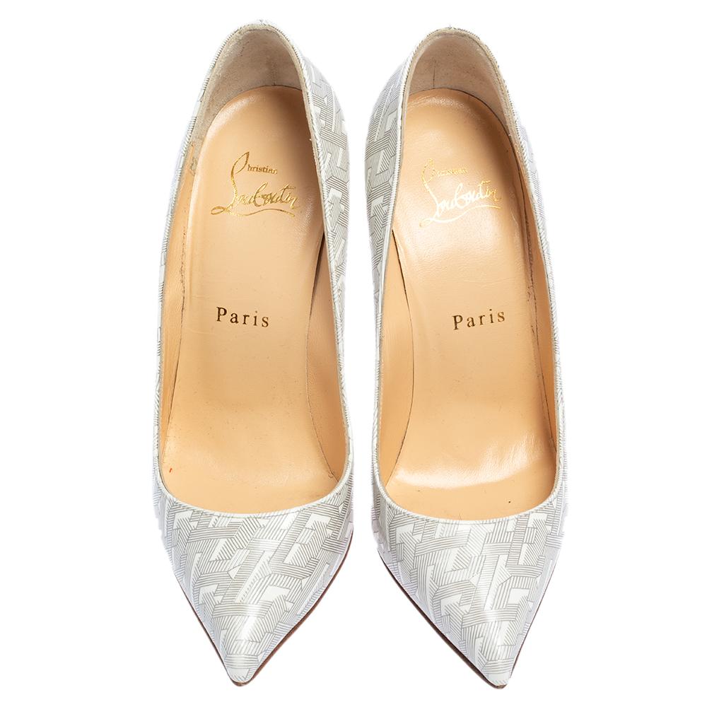 One of the House’s iconic styles, the style is named after the popular Folies Pigalle nightclub in Paris. They're made from patent leather in white and silver shades and exude a timeless charm. These pumps feature sleek pointed toes and are set on