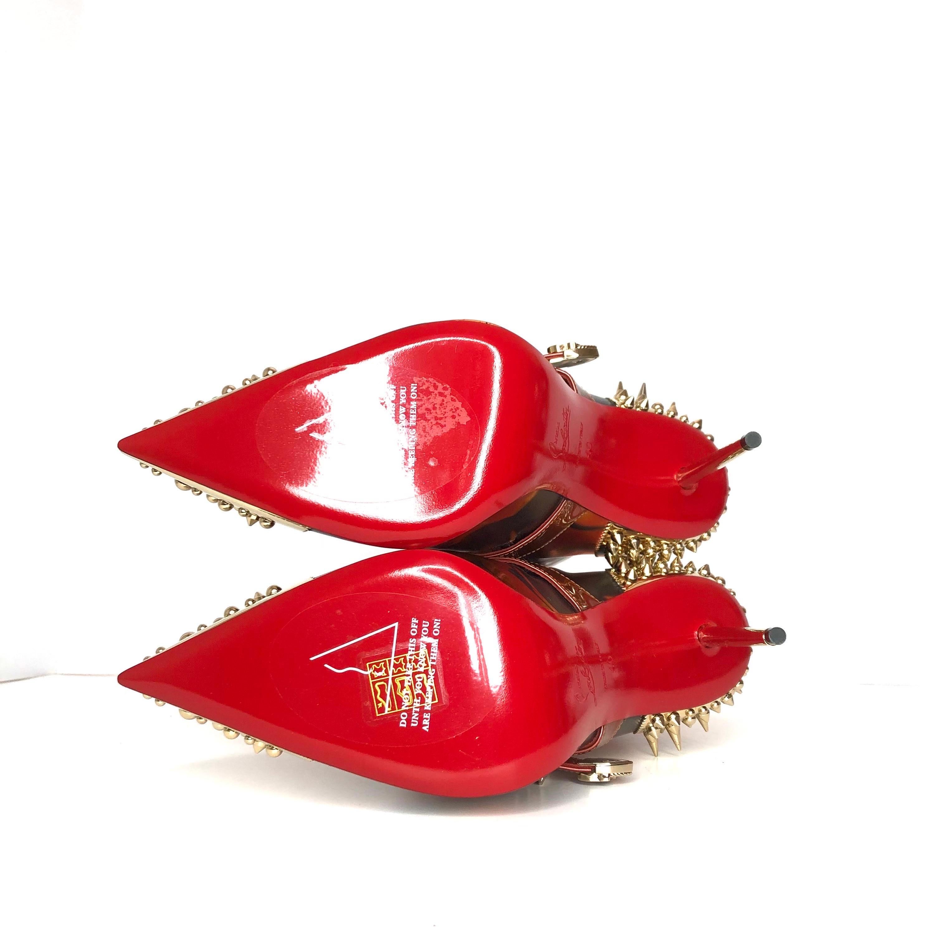 Christian Louboutin Womenphis 100 Spike Logo Buckle Stivali con tacco a spillo 40 in vendita 2