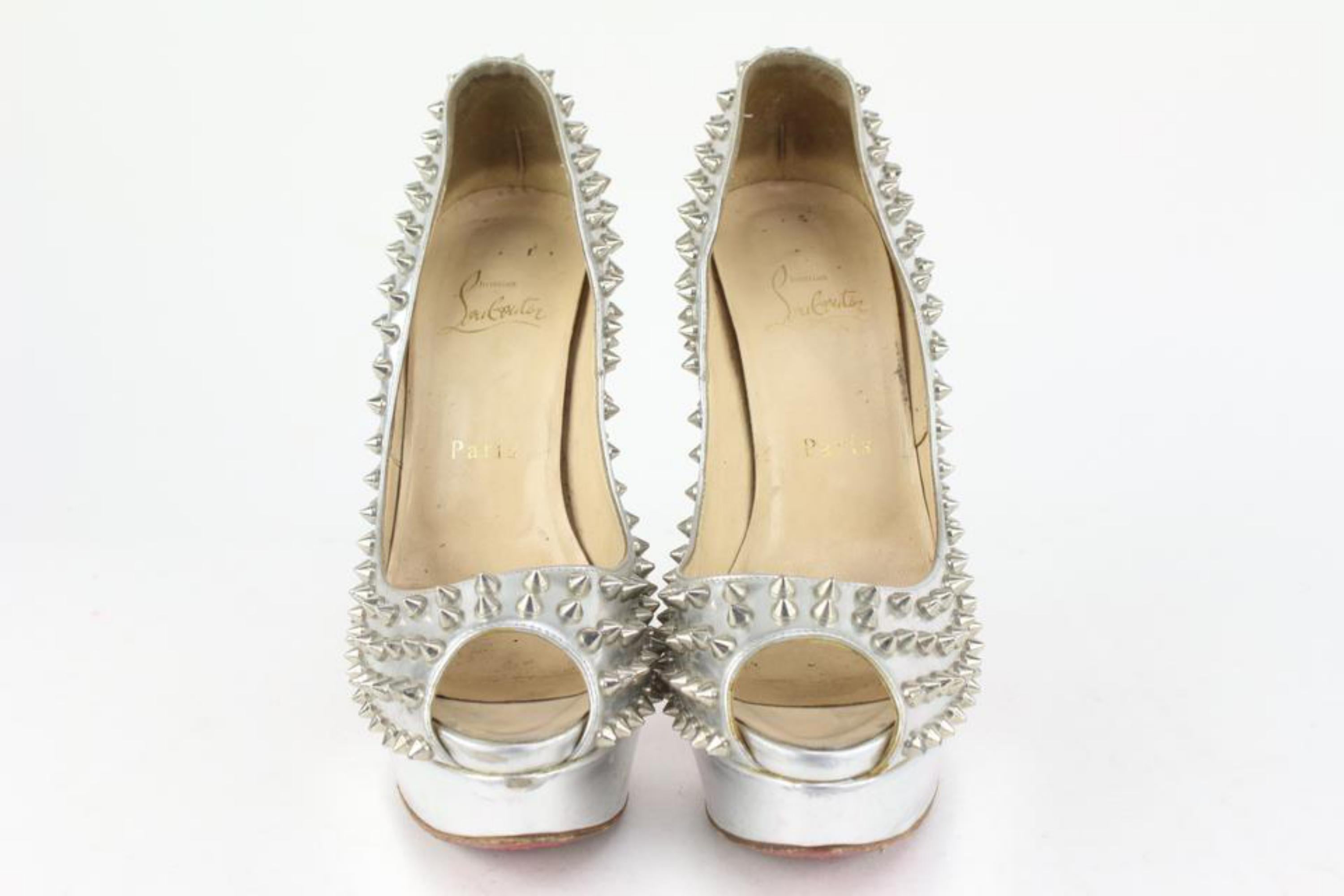 Christian Louboutin Women's 38.5 Silver Spike Lady Peep Open Toe Platforms 1122c In Fair Condition For Sale In Dix hills, NY