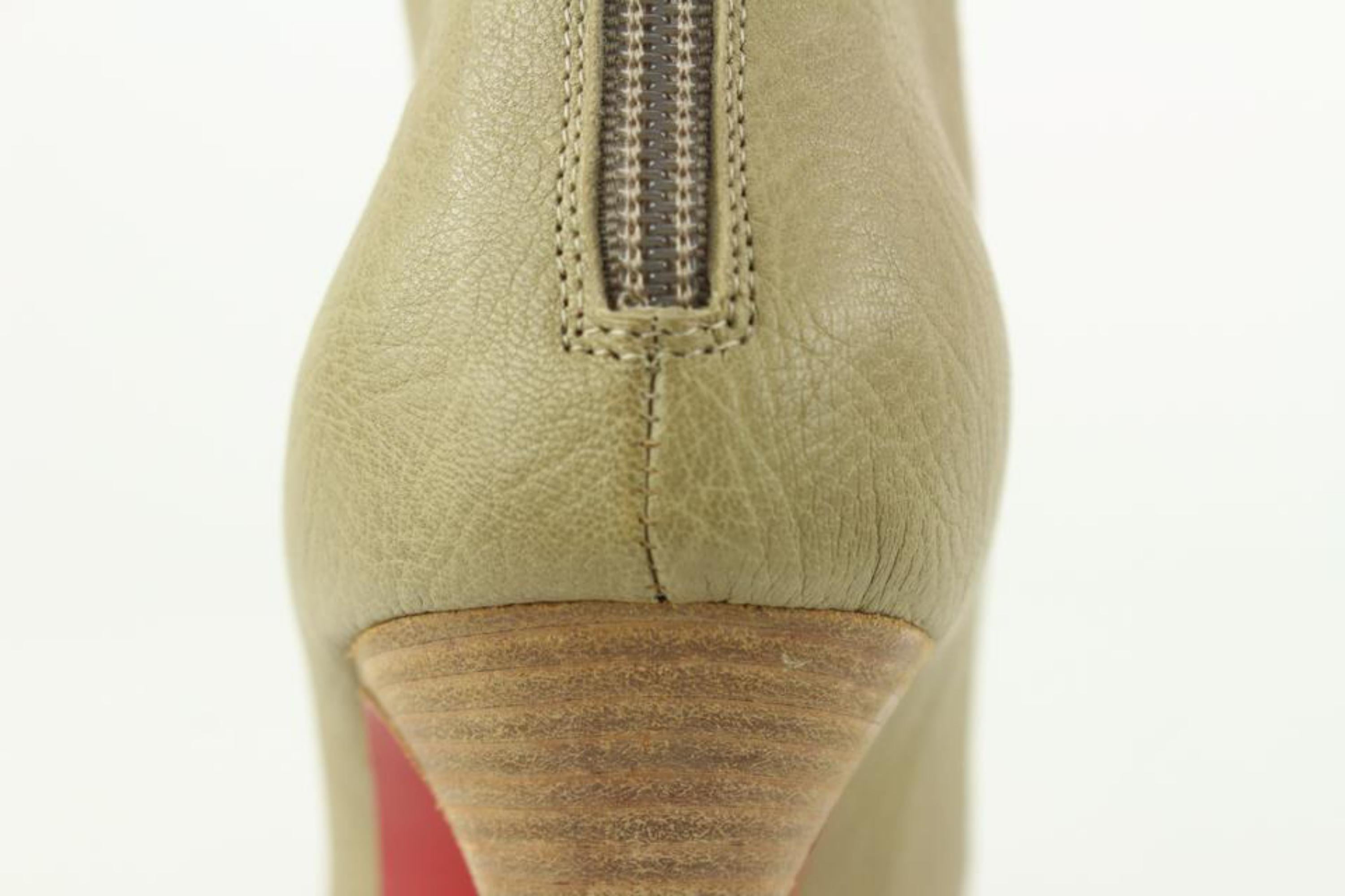Christian Louboutin Women's 39.5 Taupe Ankle Booty Rear Zip Booties 5cl1112 For Sale 4