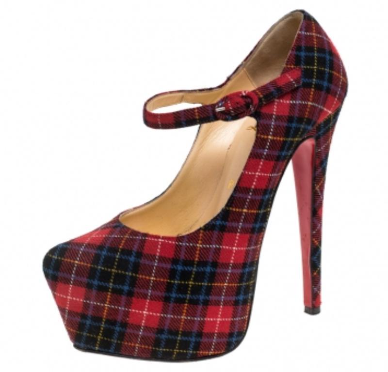Christian Louboutin Wool Blend Check Daffodils Mary Jane Platform Pumps Taille 36 en vente 2