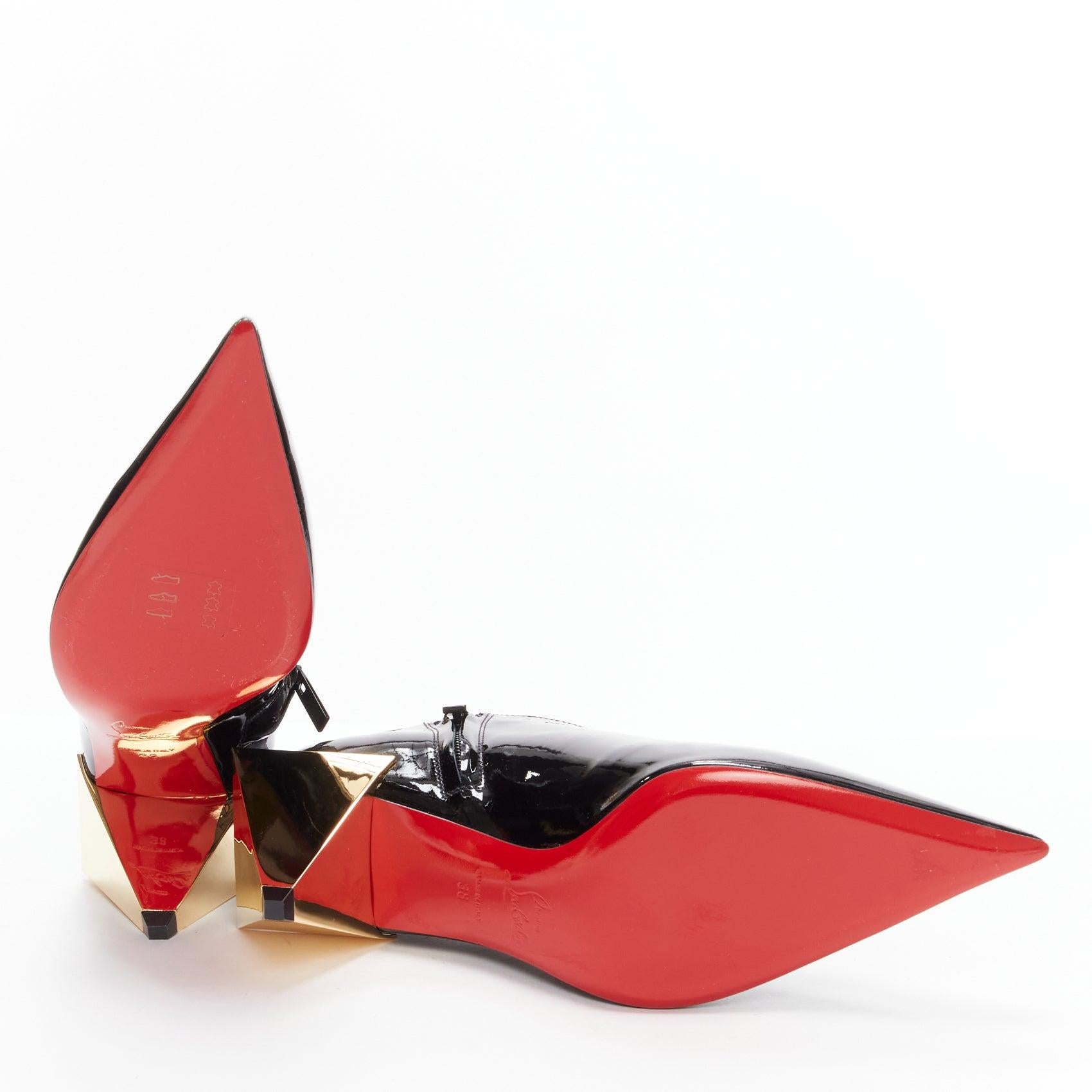 CHRISTIAN LOUBOUTIN Xilobooties 55 talon pyramide or verni noir EU38 en vente 6
