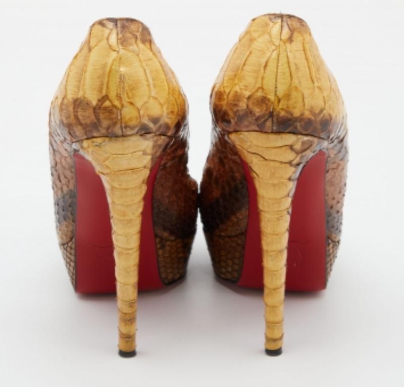 Christian Louboutin Bombas Bianca Pitón Amarillo/Marrón Talla 39 en venta 1