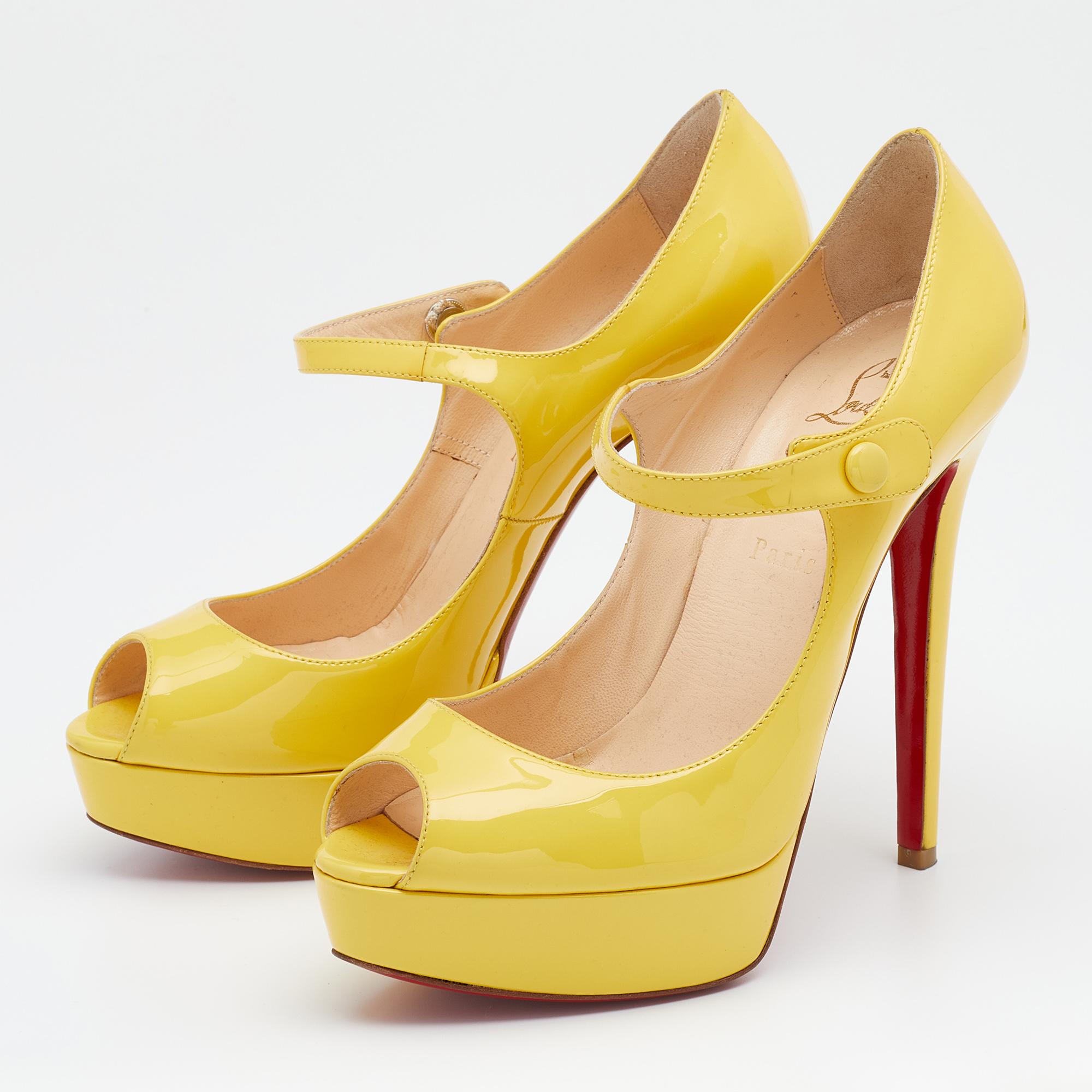 This pair of pumps by Christian Louboutin will let you make the most amazing style statement. Showcase the latest trends in fashion when you wear this pair yellow leather pumps that are designed in a Mary-Jane style with high heels and peep toes.