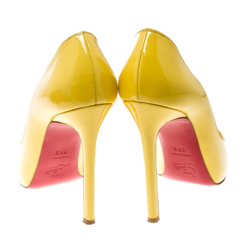 Christian Louboutin Yellow Patent Leather Flo Peep Toe Pumps Size 36.5 In Good Condition In Dubai, Al Qouz 2