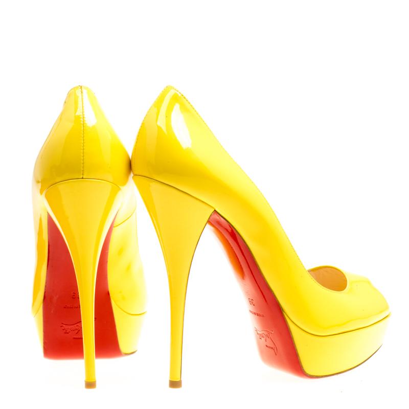 Christian Louboutin Yellow Patent Leather Lady Peep Toe Platform Pumps Size 39 In Good Condition In Dubai, Al Qouz 2