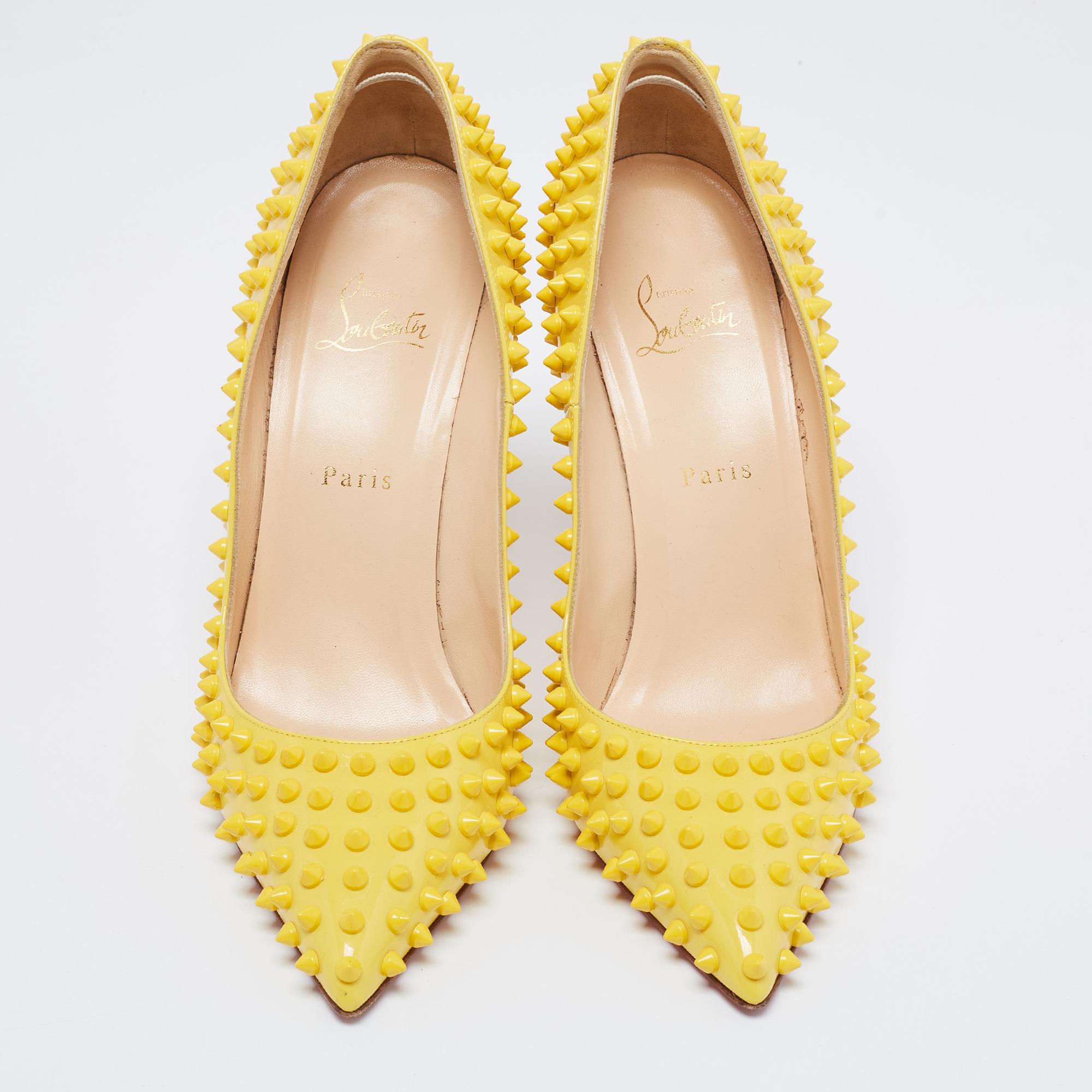 Christian Louboutin Yellow Patent Leather Pigalle Spikes Pumps Size 41 In Good Condition In Dubai, Al Qouz 2