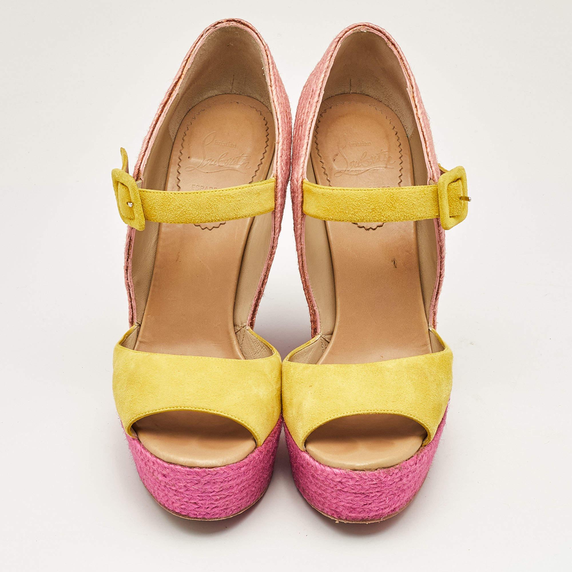 Christian Louboutin Yellow/Pink Suede Praia Wedge Sandals Size 40 In Good Condition For Sale In Dubai, Al Qouz 2