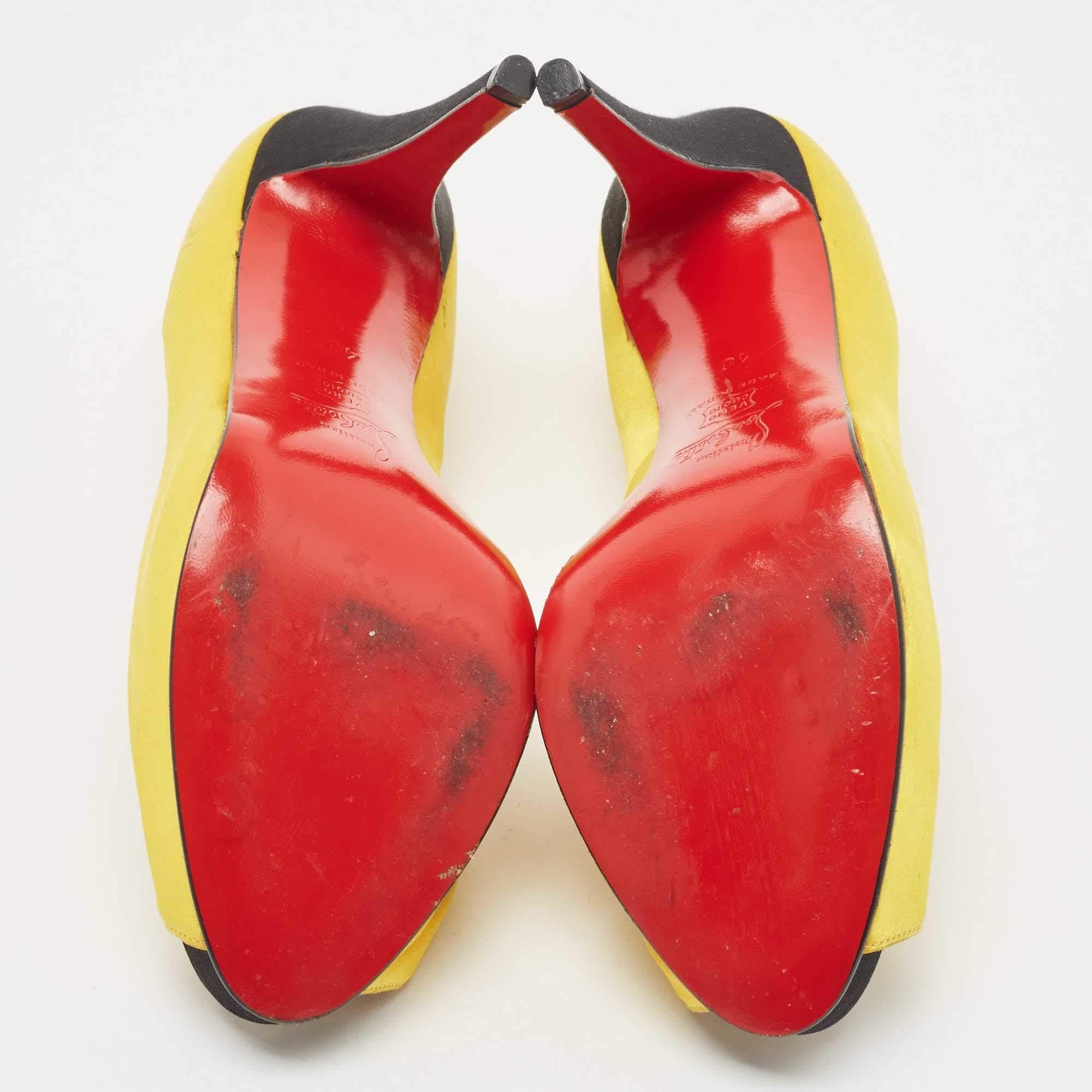 Christian Louboutin Yellow Satin Flo Platform Peep Toe Pumps Size 40 For Sale 4