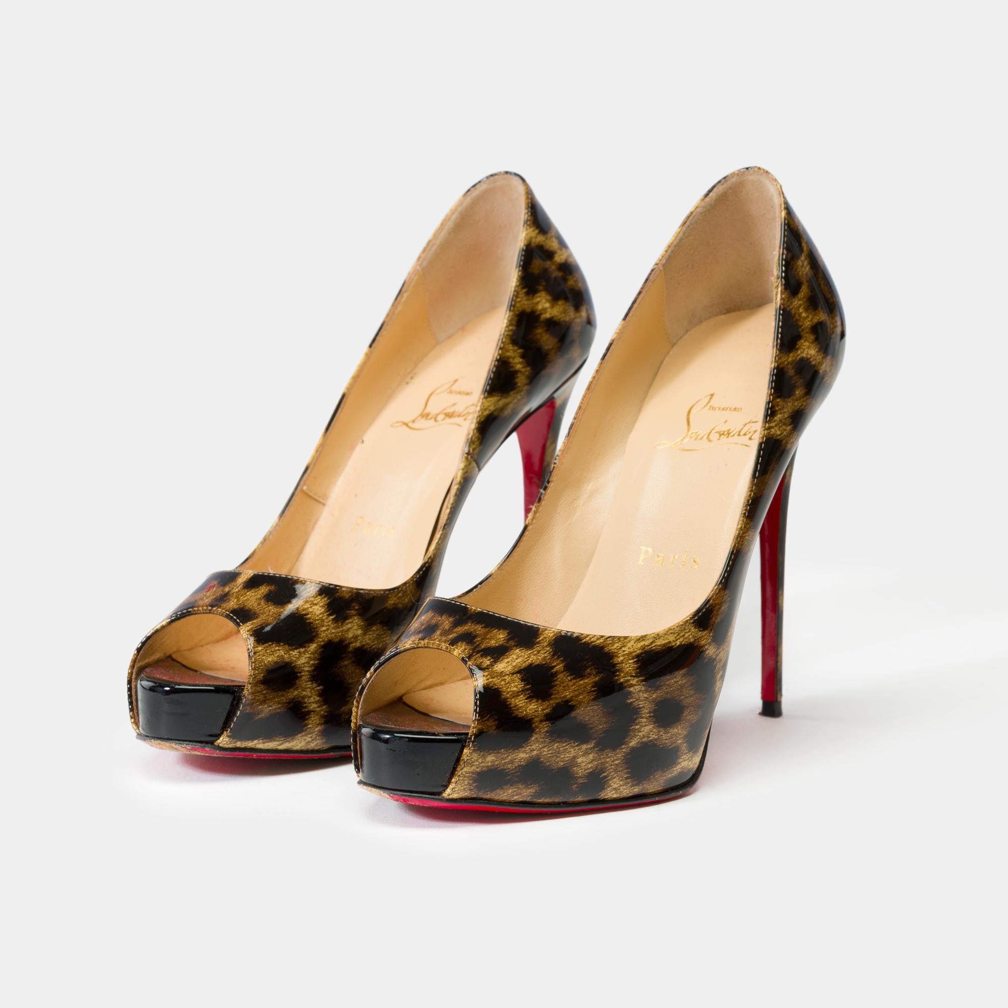 Escarpins Christian Louboutin Très Privé - Talon Très Haut, Couleur Beige - Taille UK 5.5