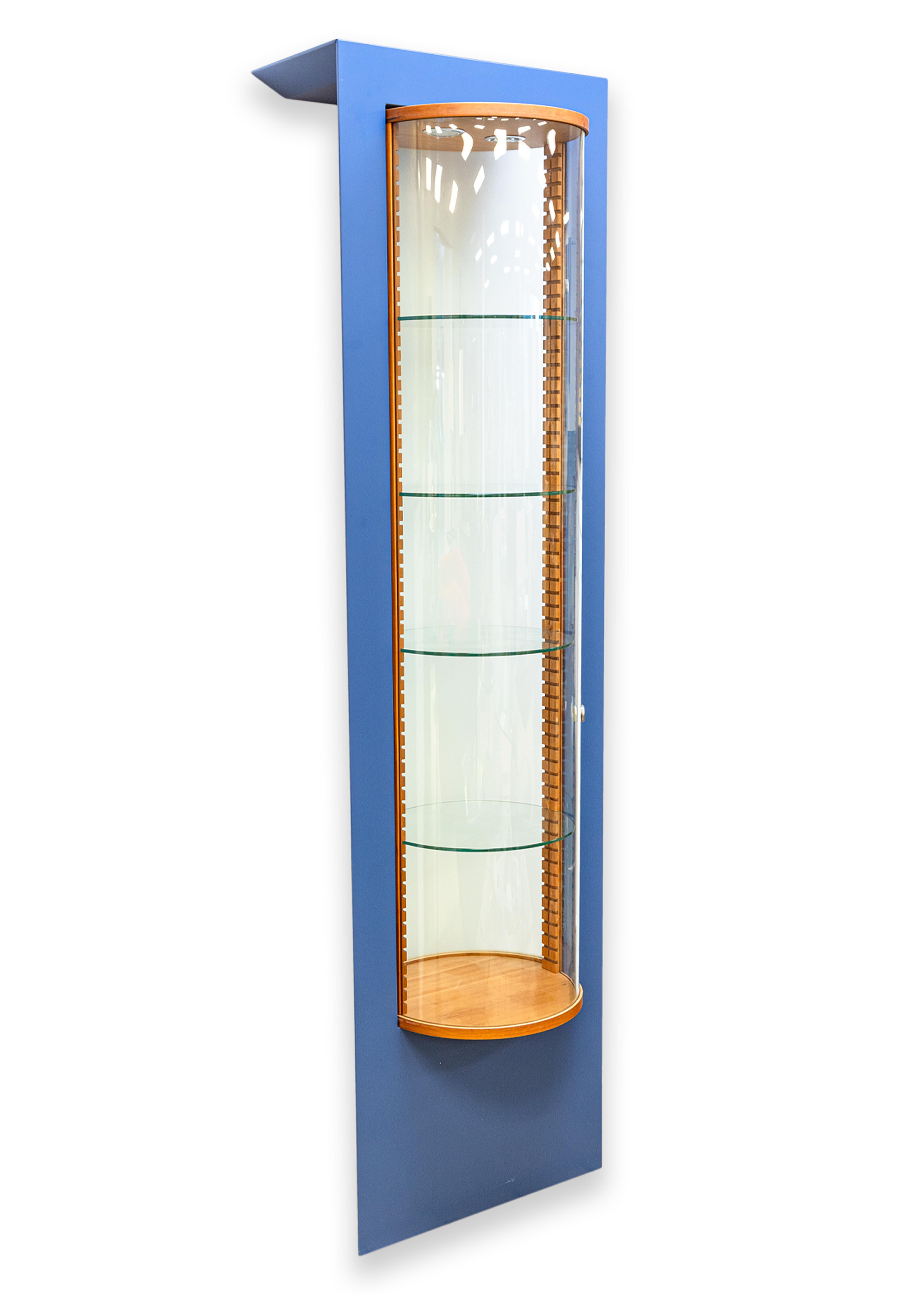 Estantería Redonda de Cristal Iluminada Italiana Contemporánea Christian Robert Italiano en venta