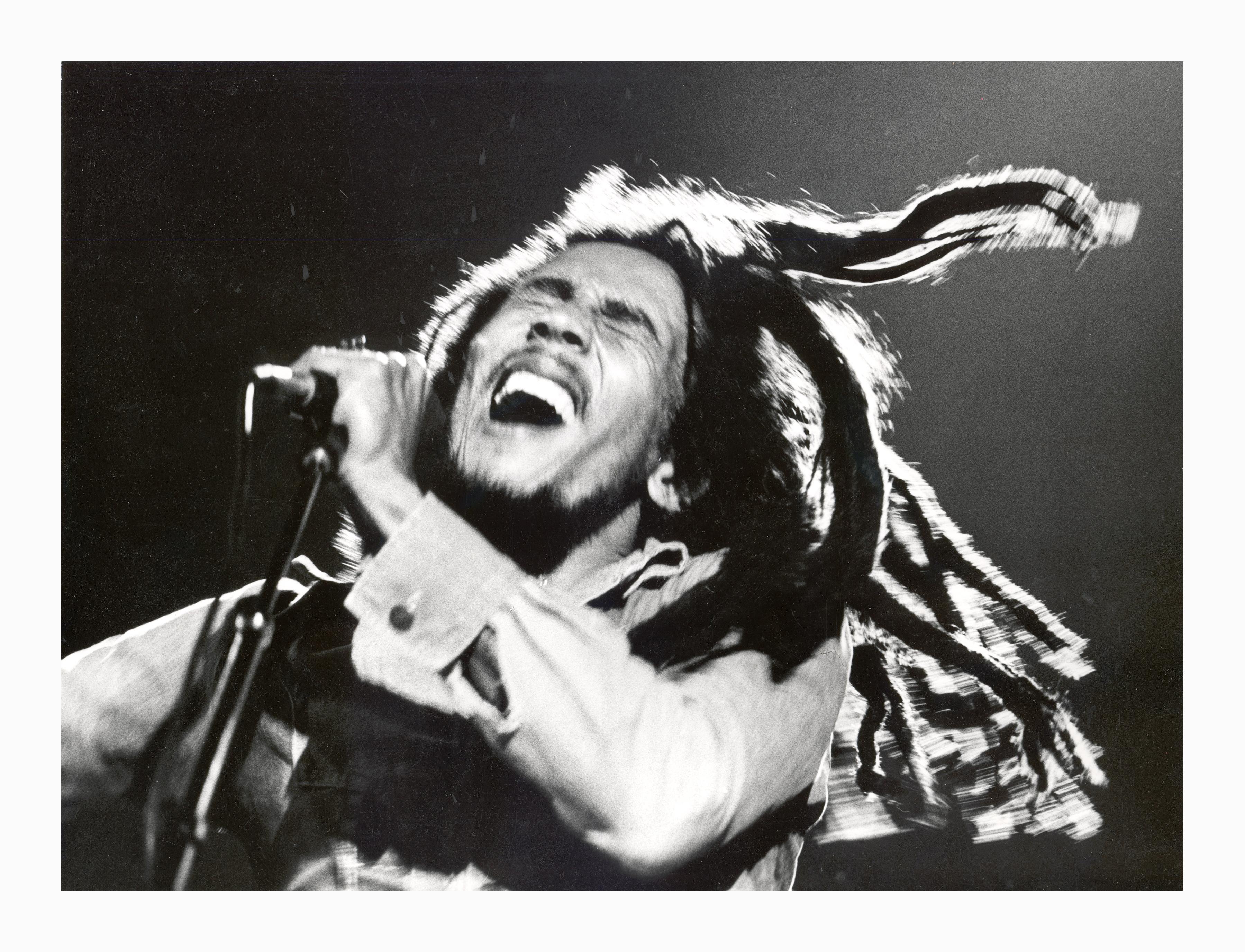 bob marley black and white photo