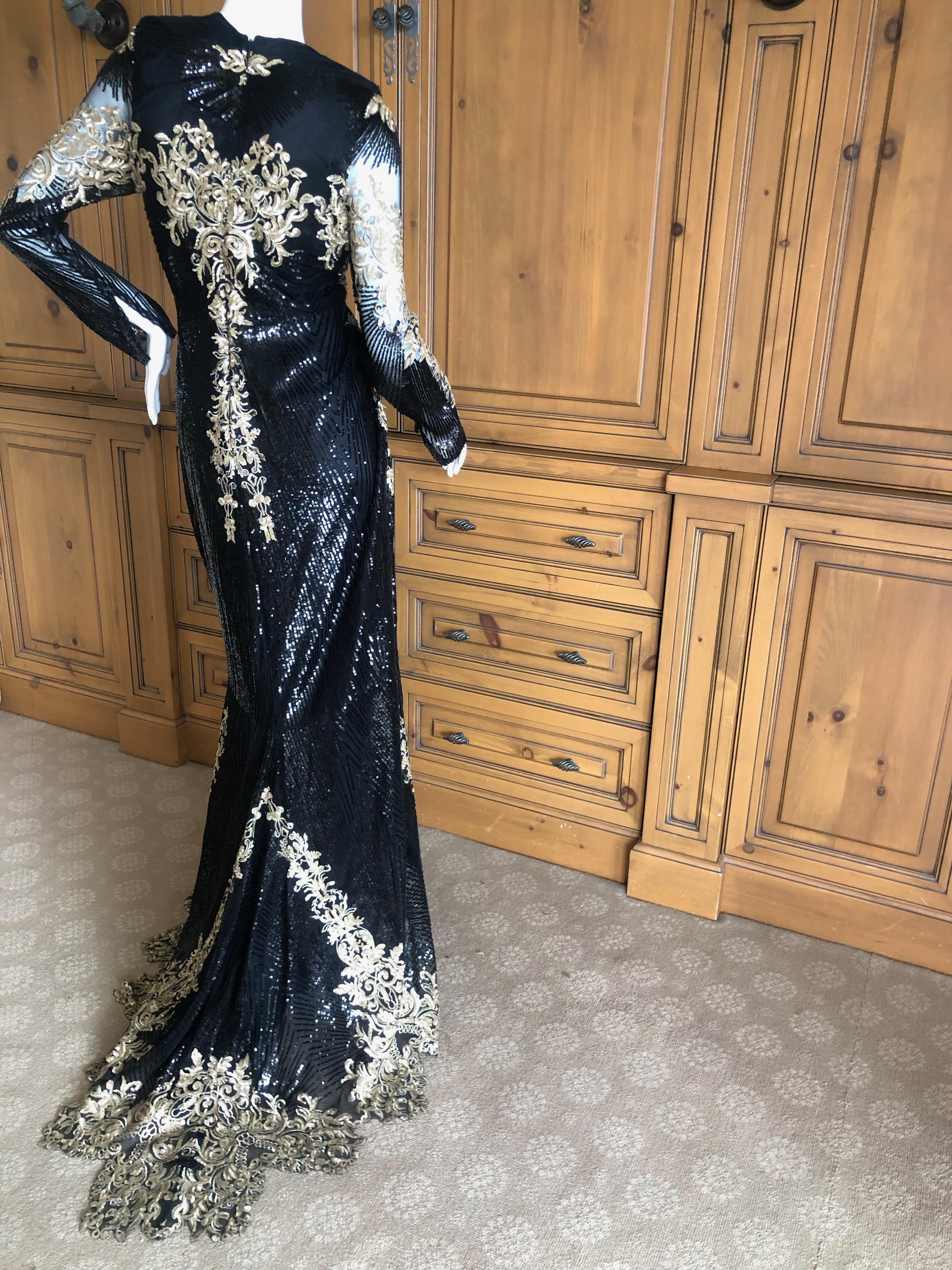 Christian Siriano Exquisitely Embellished Black and Gold Evening Dress w Train
So pretty ,there is a high slit, edged in gold lace scallops.
Please use the zoom feature to see the details, it is amazing.
Size L (no size tag)
 Bust 40