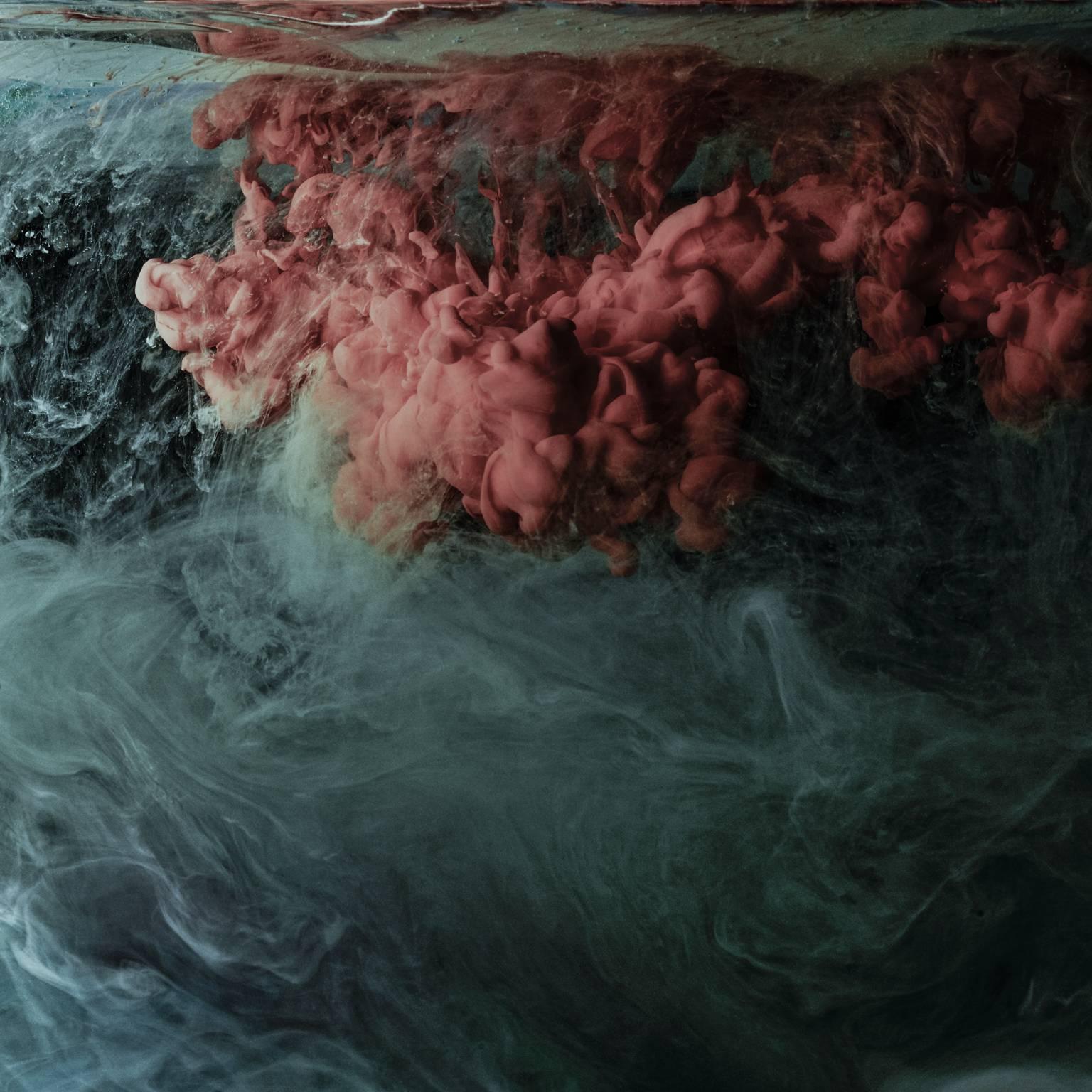 Stratosphere IV (gerahmt) – große Fotografie abstrakter flüssiger Wasserwolkenlandschaft