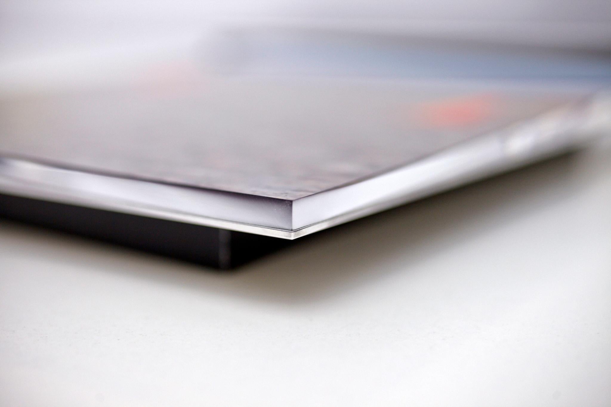 TULLE Triptychon (gerahmt) – abstrakte Fotografien mit faszinierenden Texturdetails (Zeitgenössisch), Photograph, von Christian Stoll
