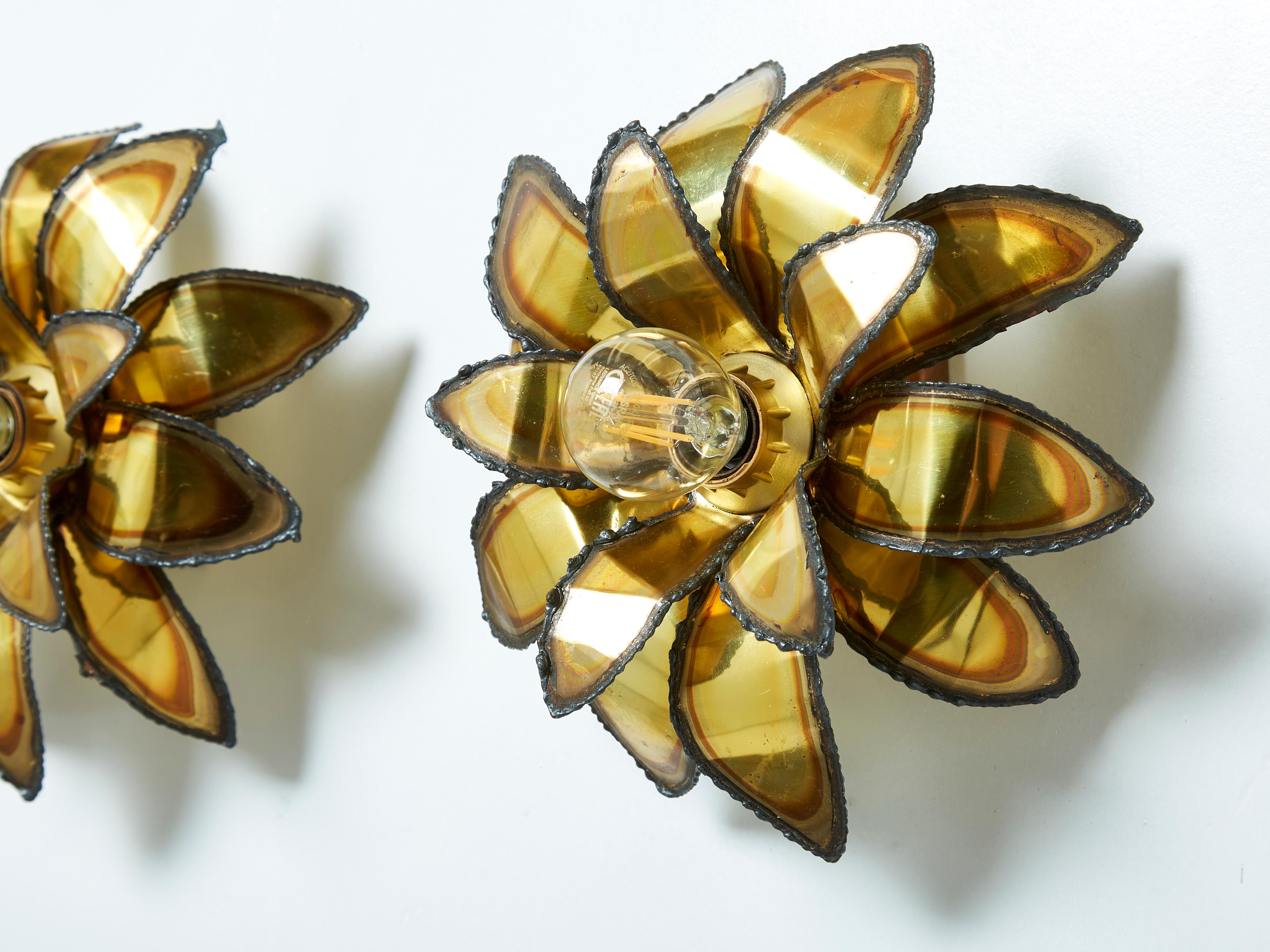 French Christian Techoueyres for Maison Jansen Brass Flower Wall Lights, 1970s For Sale