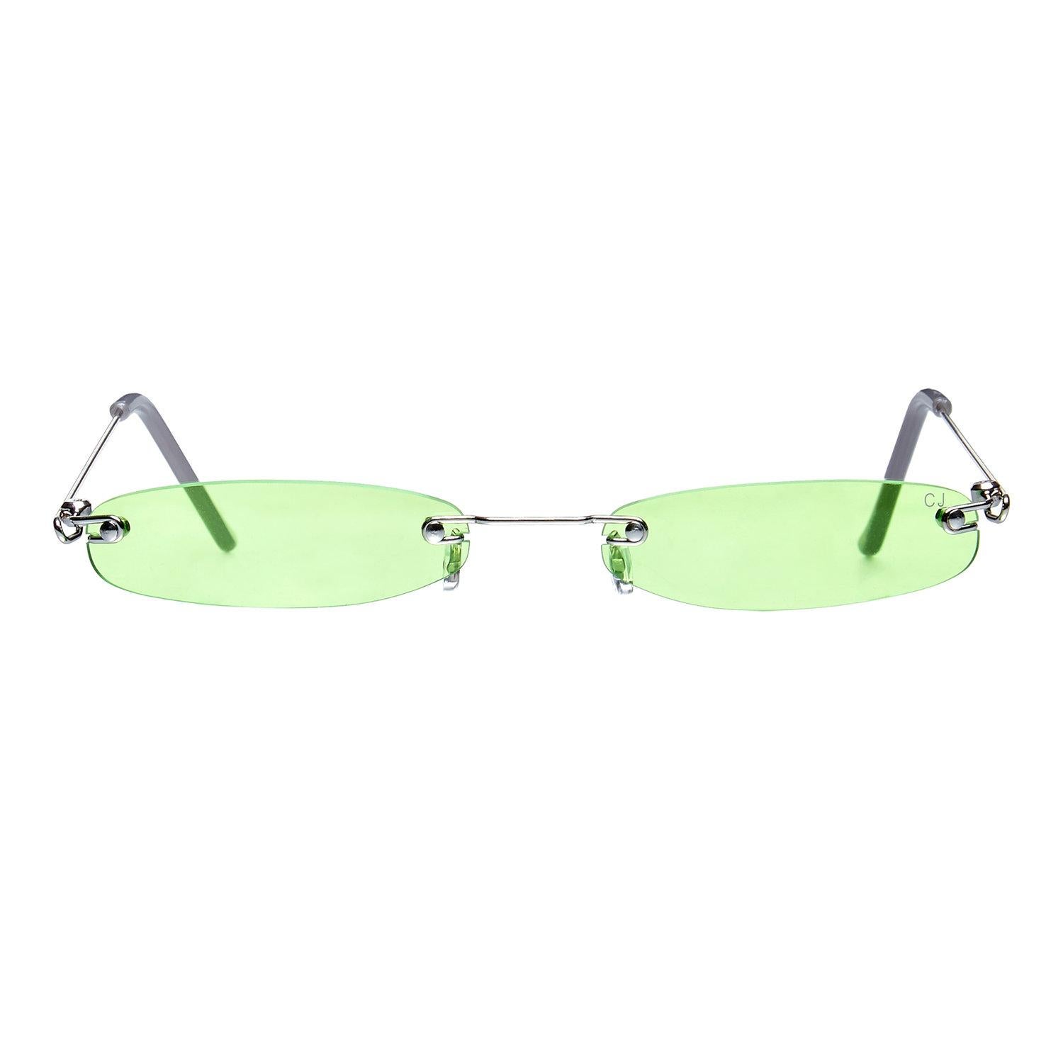 THE SHADY by CHRISTIANAHJONES in LIME GREEN.

Our iconic MOOD super narrow fashun sunnies that sit on the tip of your nose. low UV protection and comes with the new CHRISTIANAHJONES package.