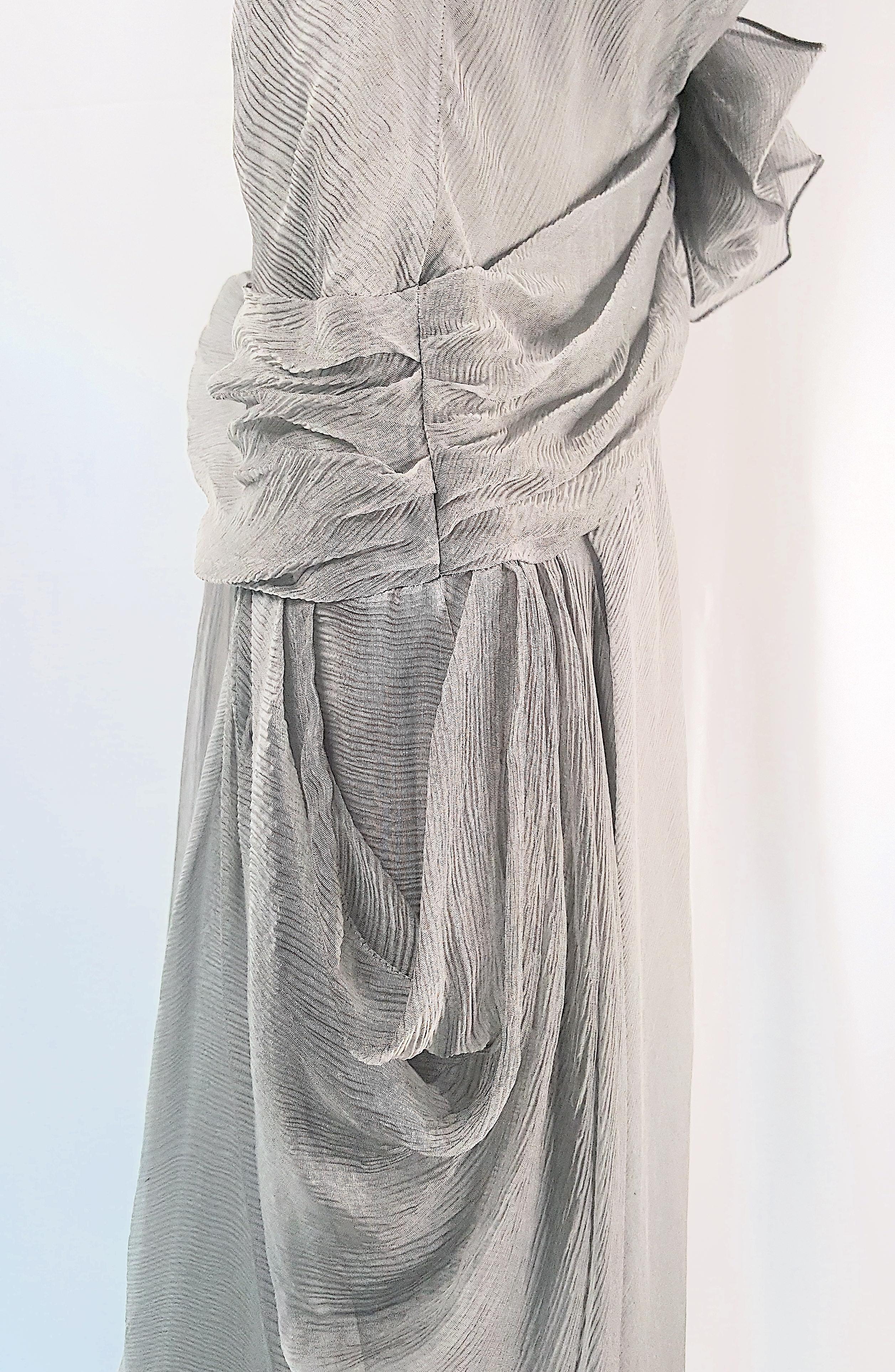 JohnGalliano 1stYearChristianDior - Robe de ballerine en géorgette de soie superposée coupée en biais en vente 11