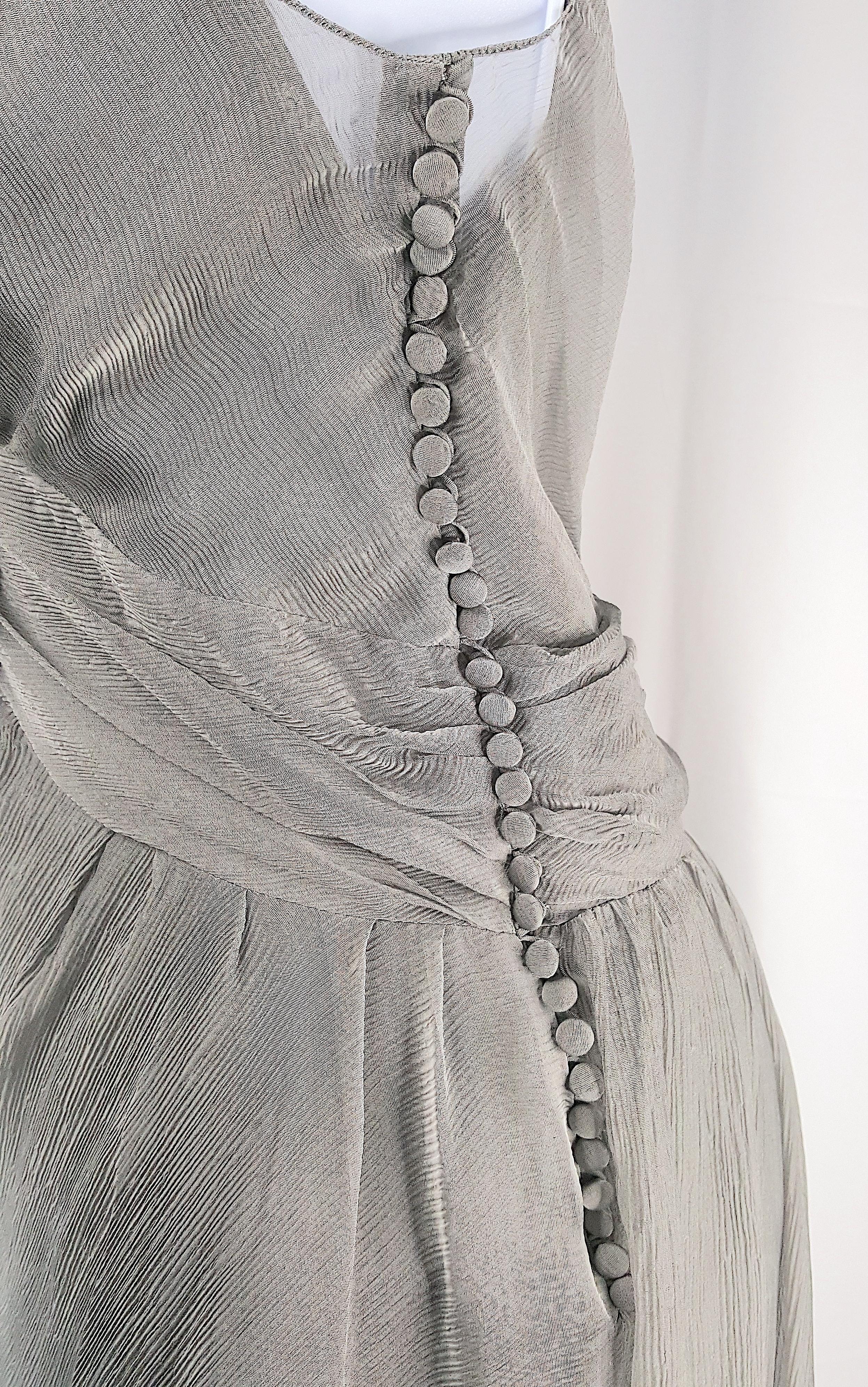 JohnGalliano 1stYearChristianDior - Robe de ballerine en géorgette de soie superposée coupée en biais en vente 4