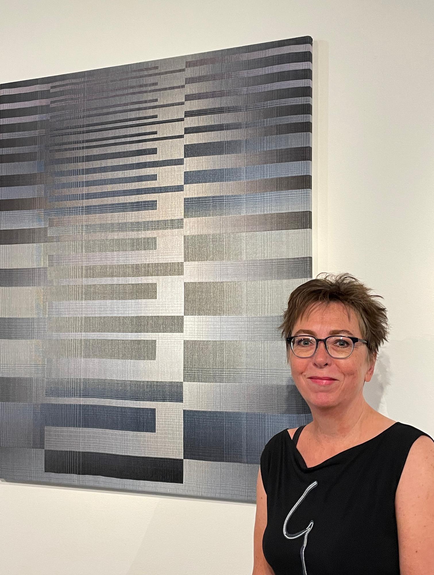 2022 I - 4 von Christiane Maurer - Textilkunst, blau gestreift, handgewebt im Angebot 4