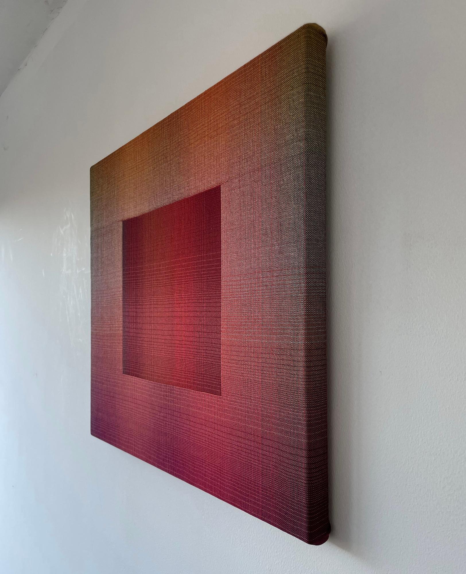 2023 I - 8 (Variazioni sul rosso) di Christiane Maurer - Arte tessile, linea, colore 4