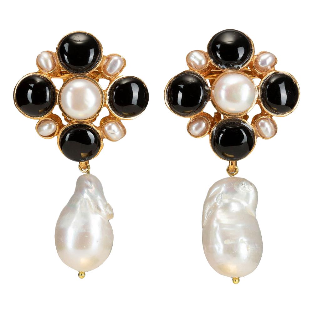 Christie Nicolaides Gold Margot Earrings in Black Onyx & Pearl  For Sale