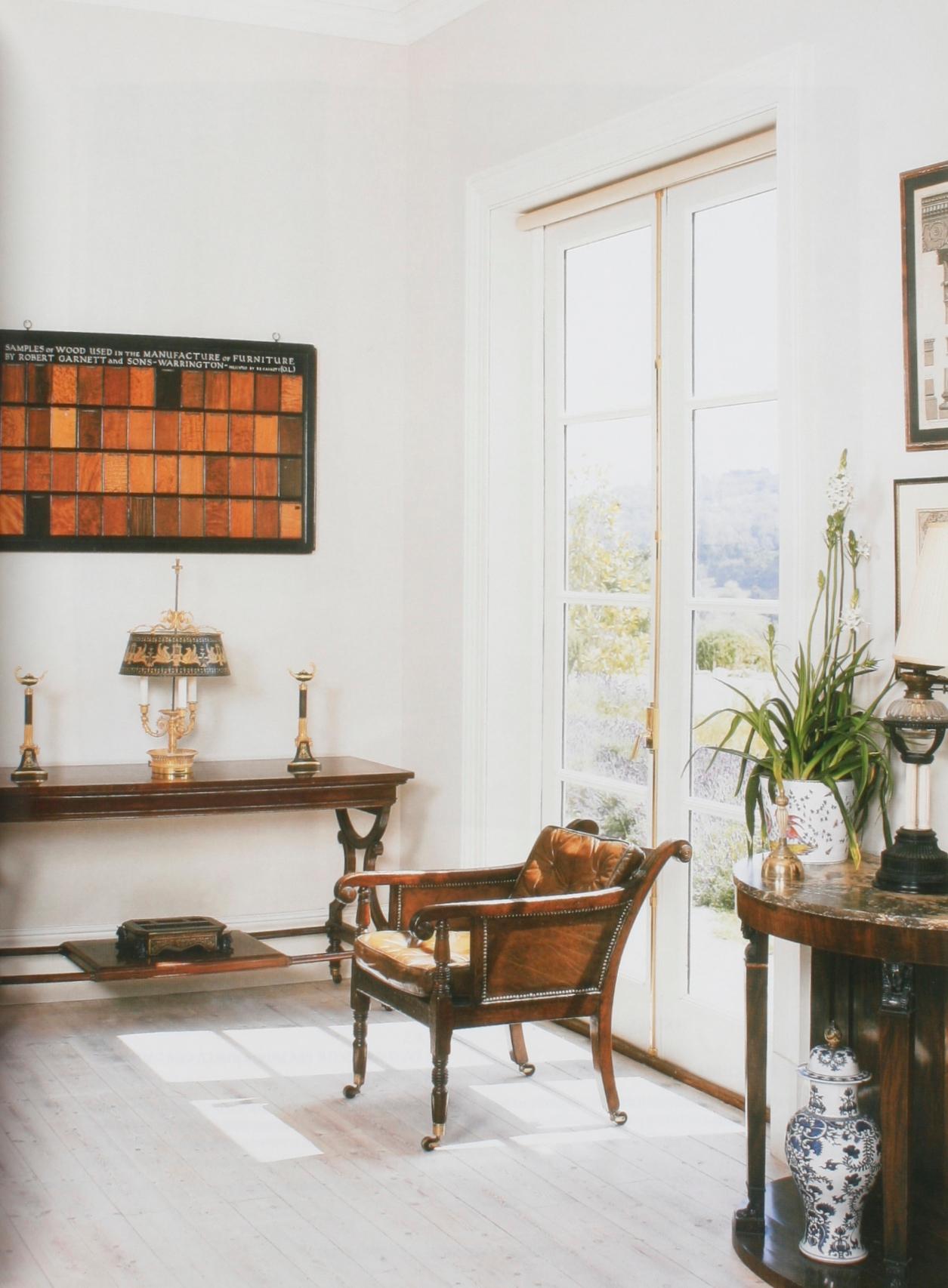 Christie's: Katalogbibliothek bei Gaiter's Green & Fine English Furniture im Angebot 5