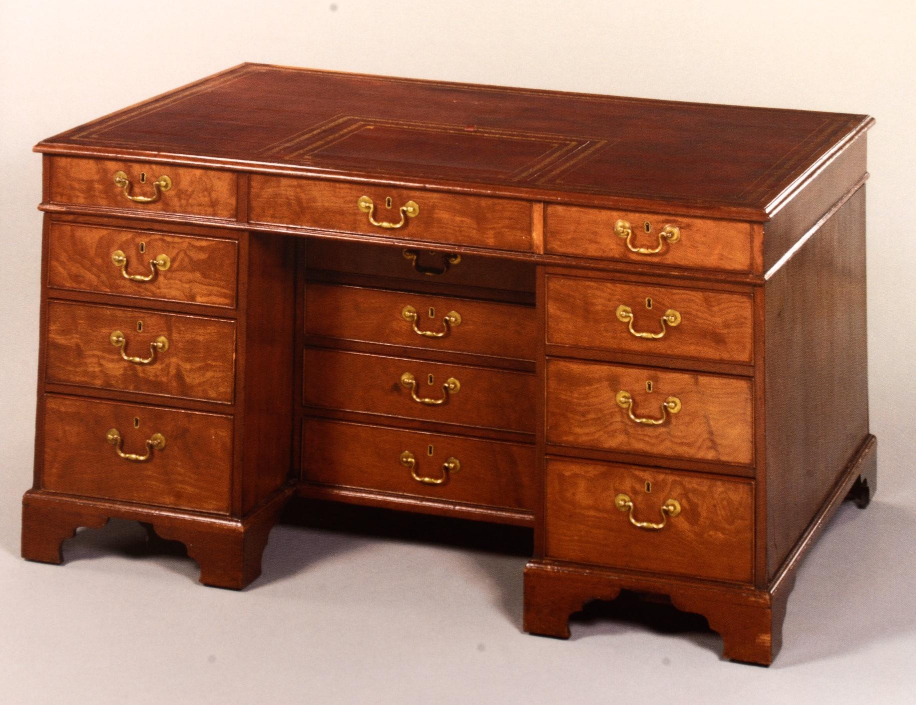 Christie's: Important English Furniture, Property from the Estate of Vander Poel For Sale 3