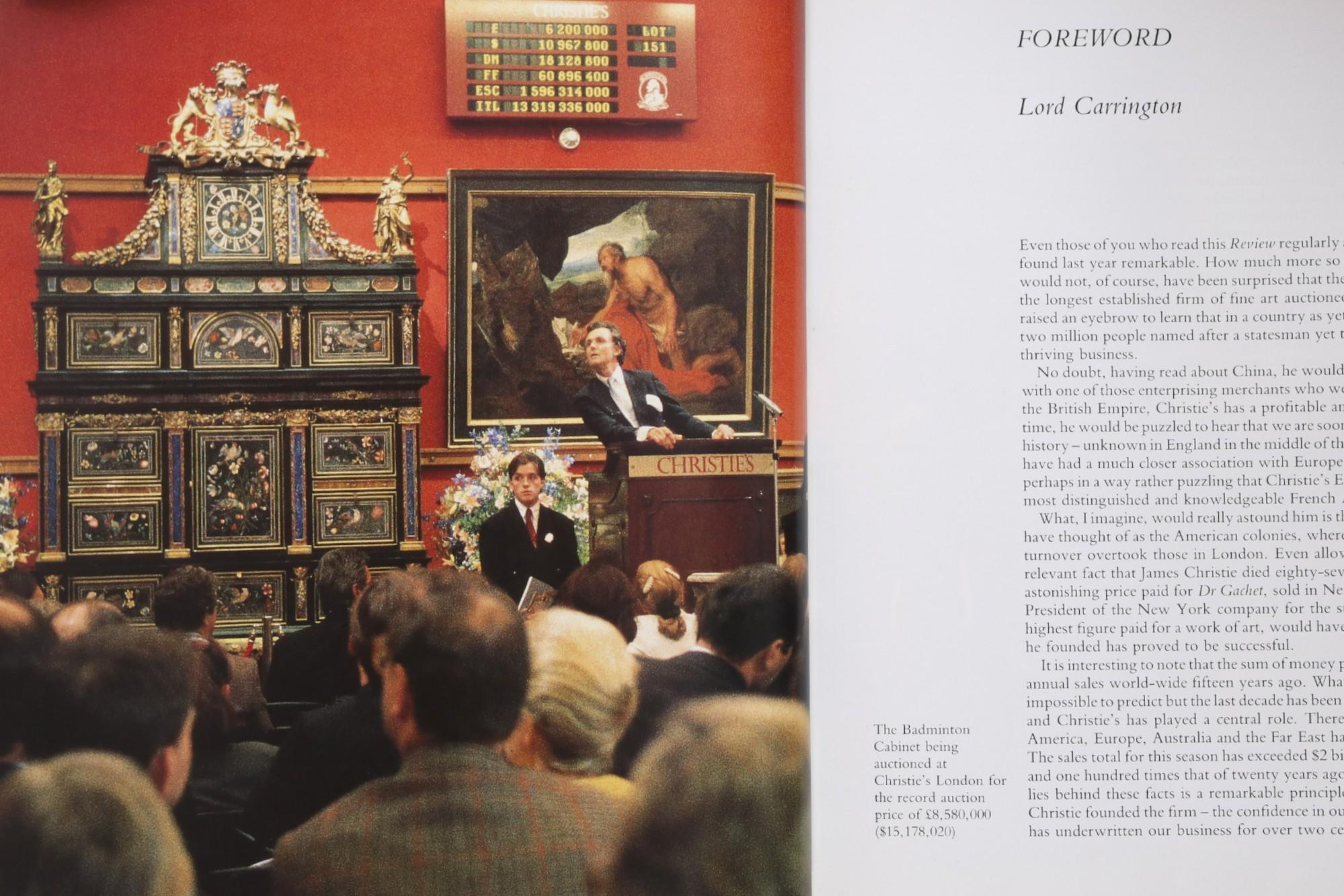 Christie's Review of the Season 1990. Livre relié avec jaquette. Imprimé aux Pays-Bas, 500 pages.