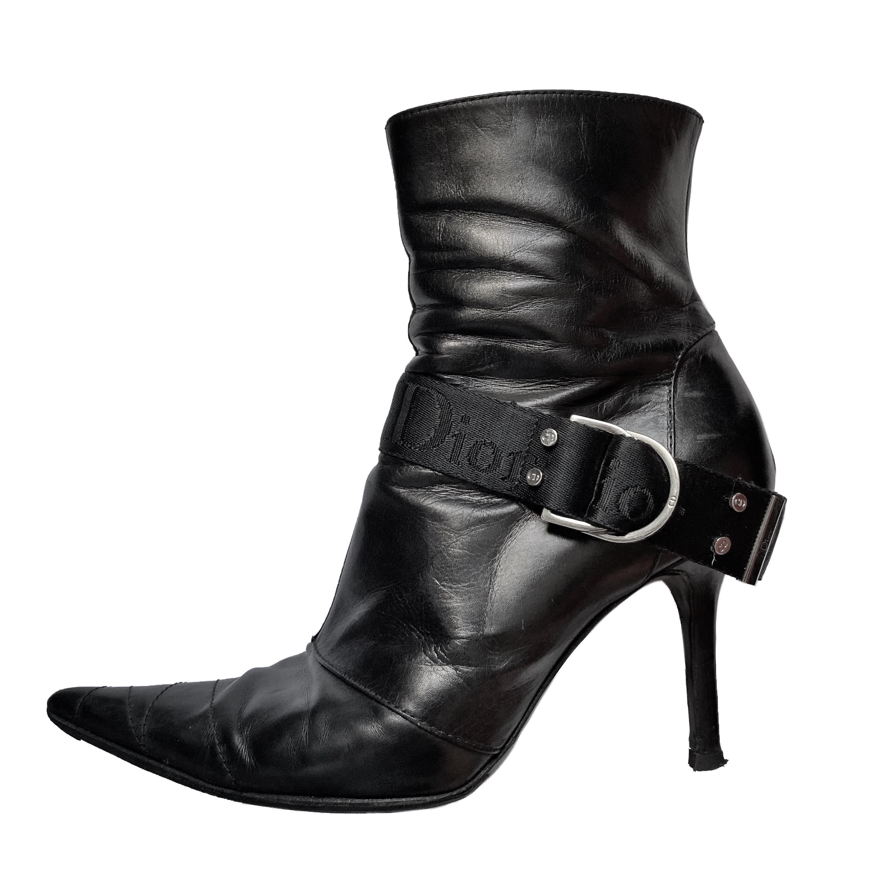 Christin Dior F/W 2003 Bondage-Stiefel 1