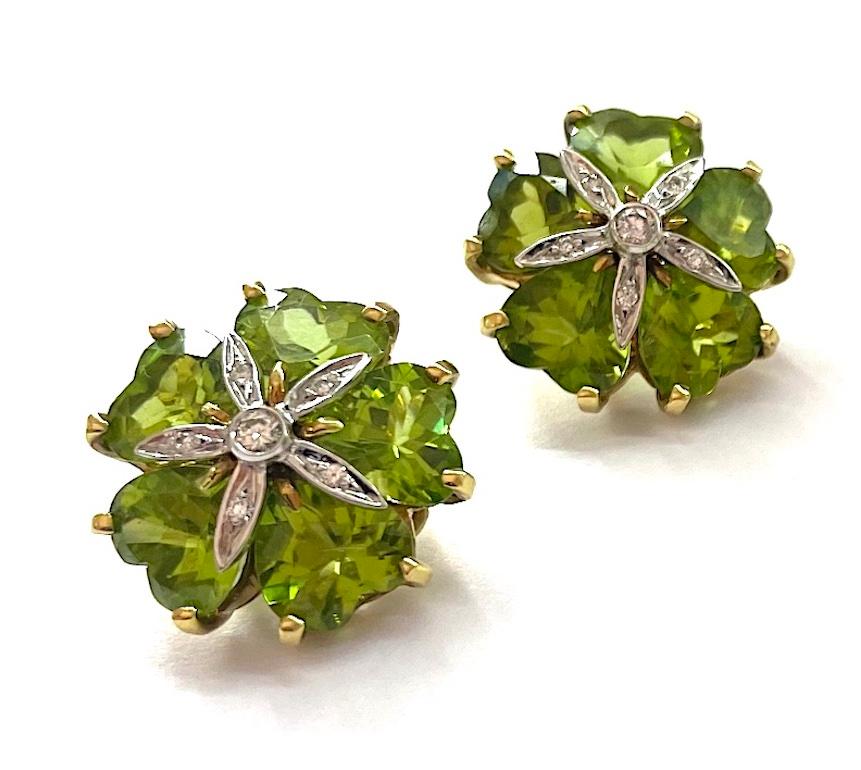 Orecchini a grappolo con diamanti a fiore di peridoto di Christina Addison in vendita 14