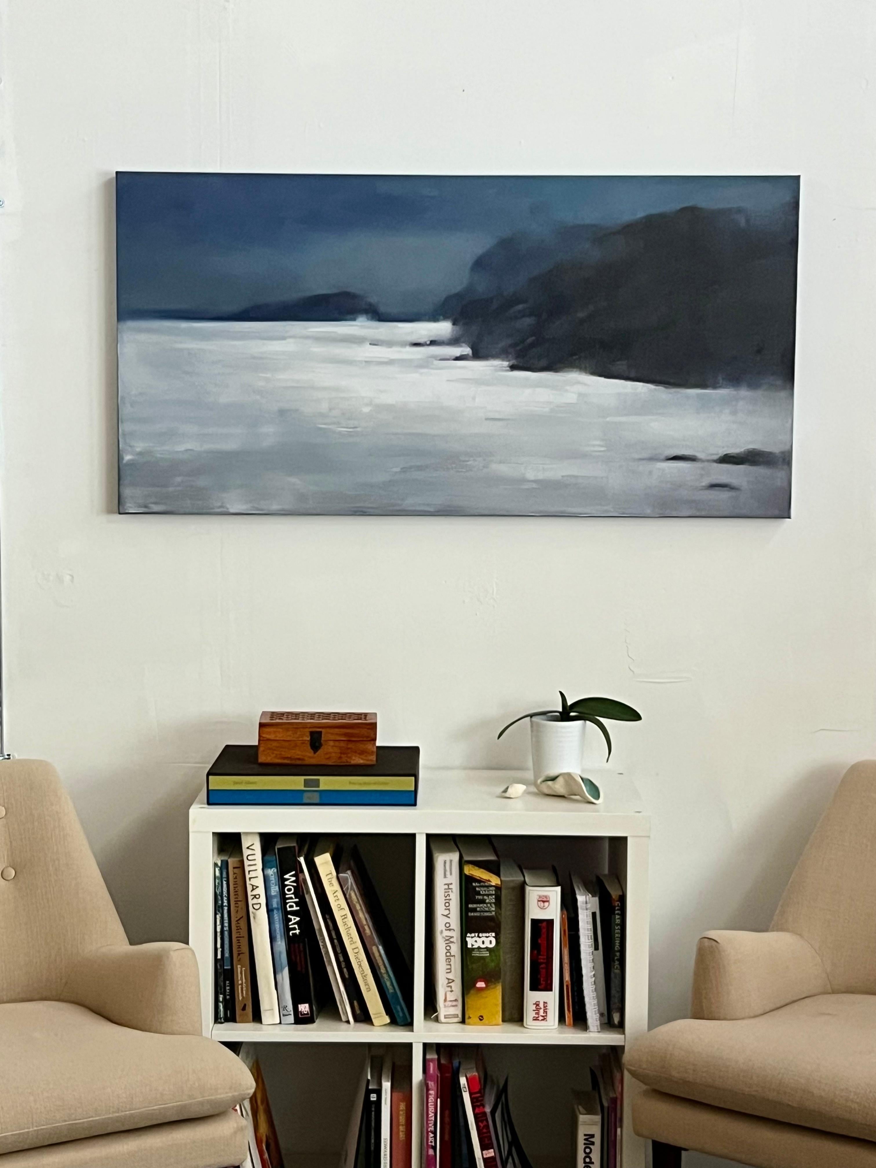 Sturm über der Bucht - 24x48 Ölgemälde, Launische Neufundland Seelandschaft – Painting von Christina Kent