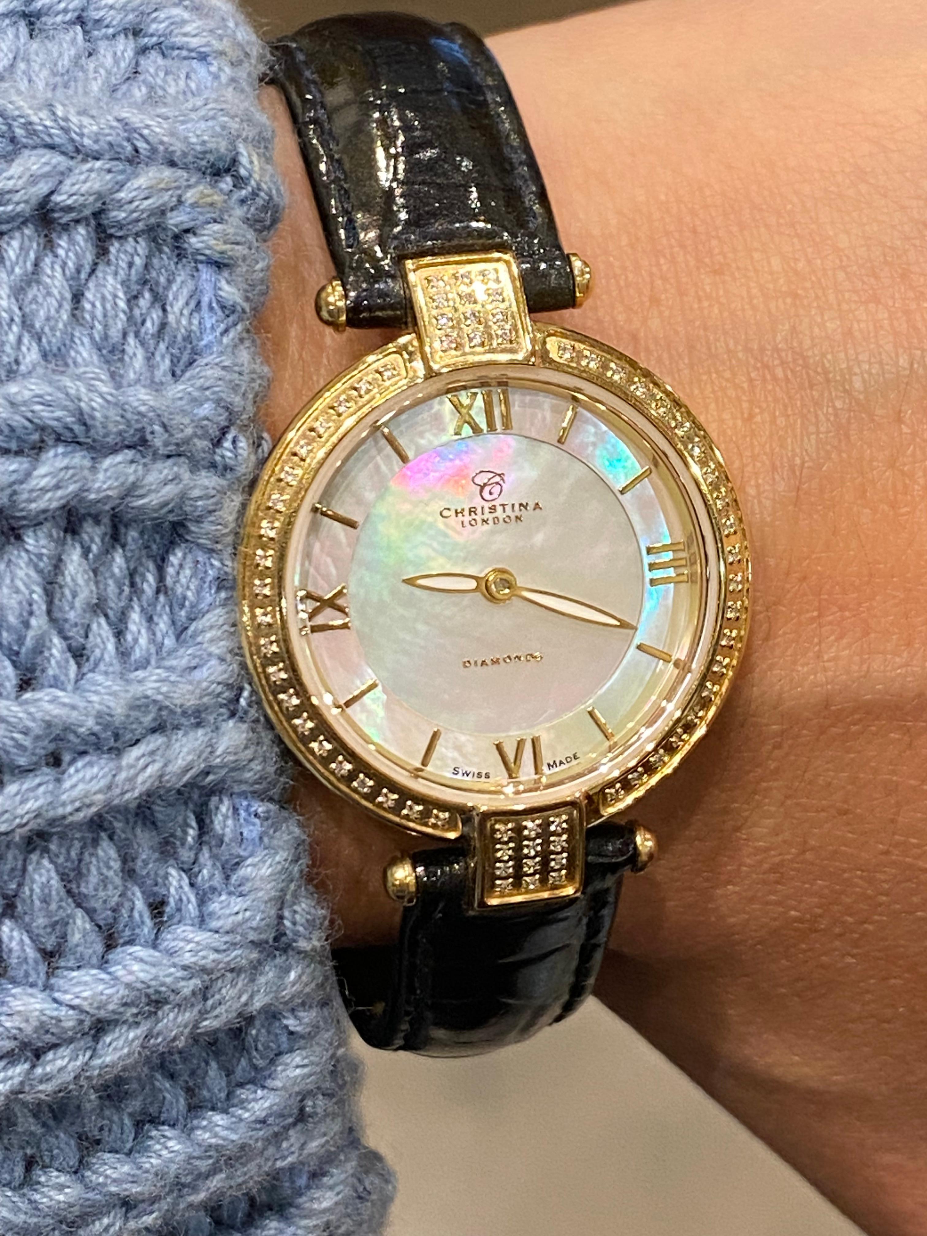 Reloj de señora Christina London con bisel de diamantes y esfera iridiscente chapado en oro de 18 quilates en Excelente estado para la venta en MELBOURNE, AU