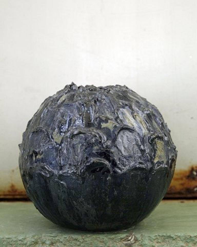 Organic Modern Christina Muff, Hand Modelled Stoneware Vase from the ‘Seed’ Series For Sale