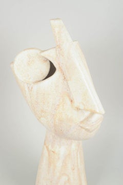 Christina Muff, artista danesa contemporánea. Busto cubista de gres, 2025