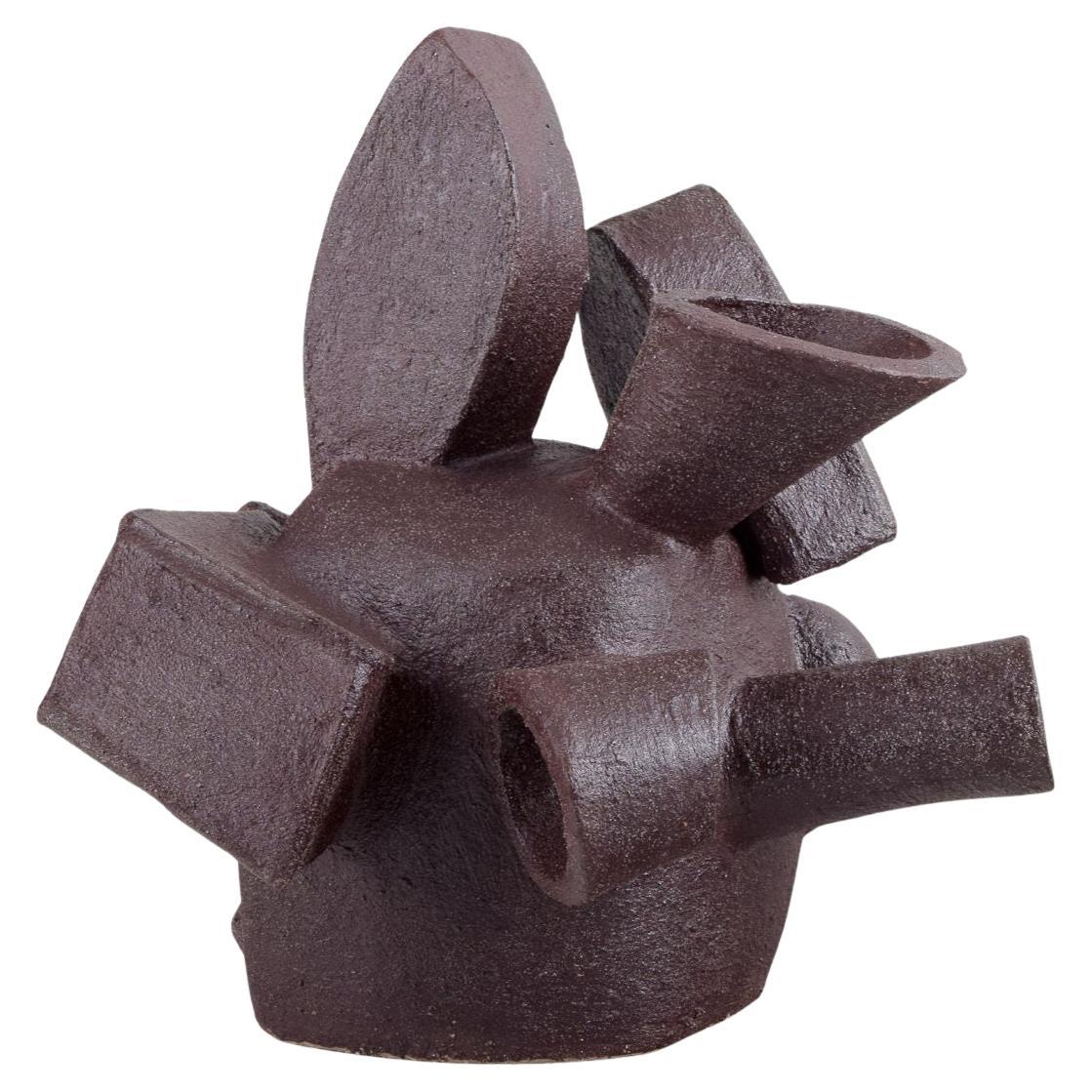 Christina Muff, artista danese contemporanea. Grande scultura in ceramica. 2023