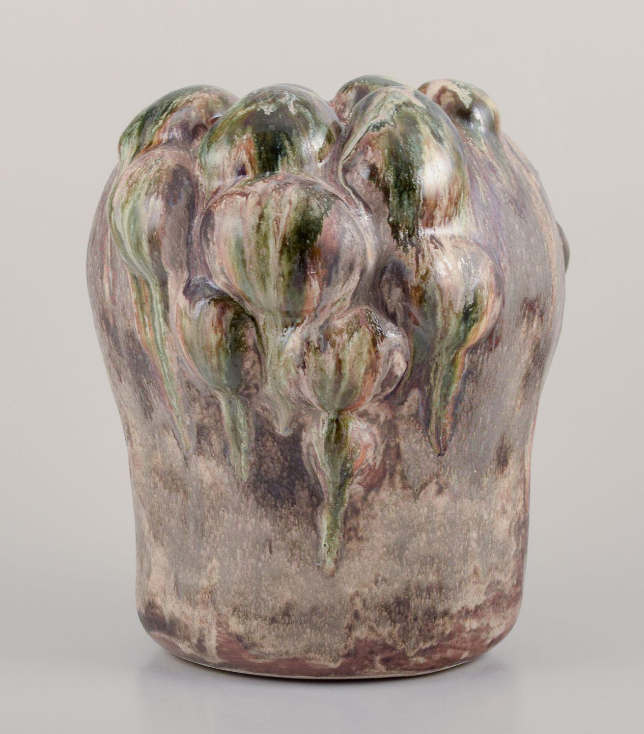 Christina Muff, artiste contemporaine danoise. Vase en grès de forme organique. Excellent état - En vente à København, Copenhagen