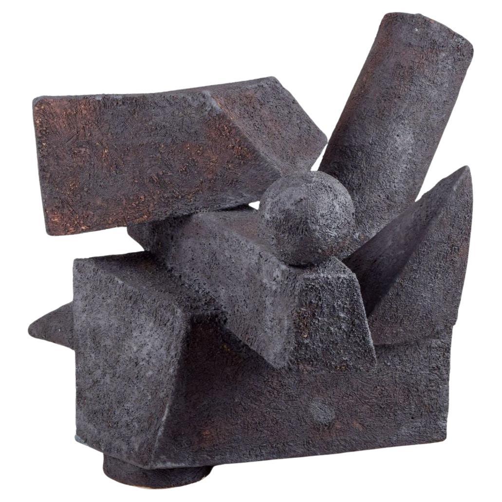Christina Muff, artista danese contemporanea di ceramica. Scultura monumentale, 2023