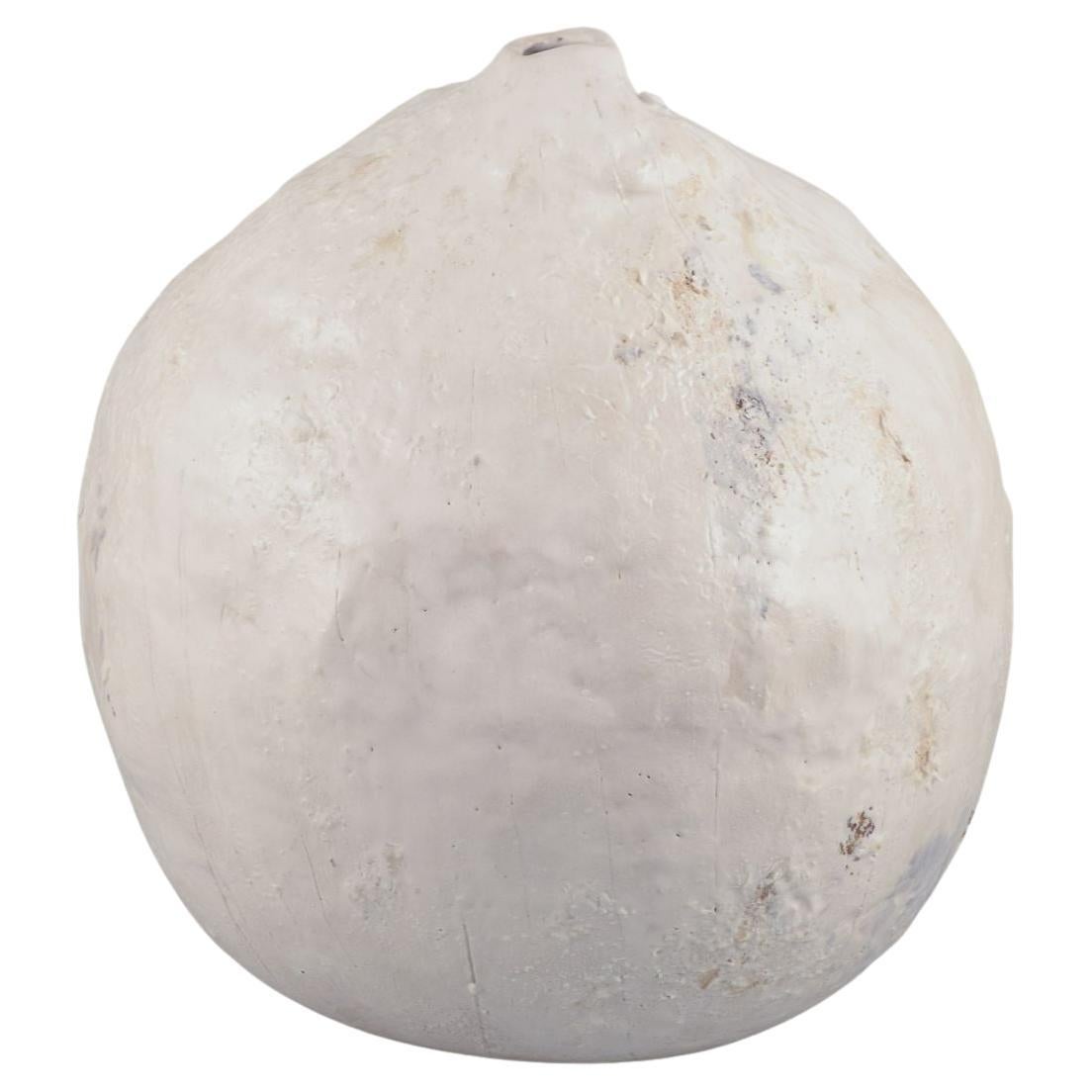 Christina Muff, contemporary Danish ceramic artist. Vase in pinching technique.