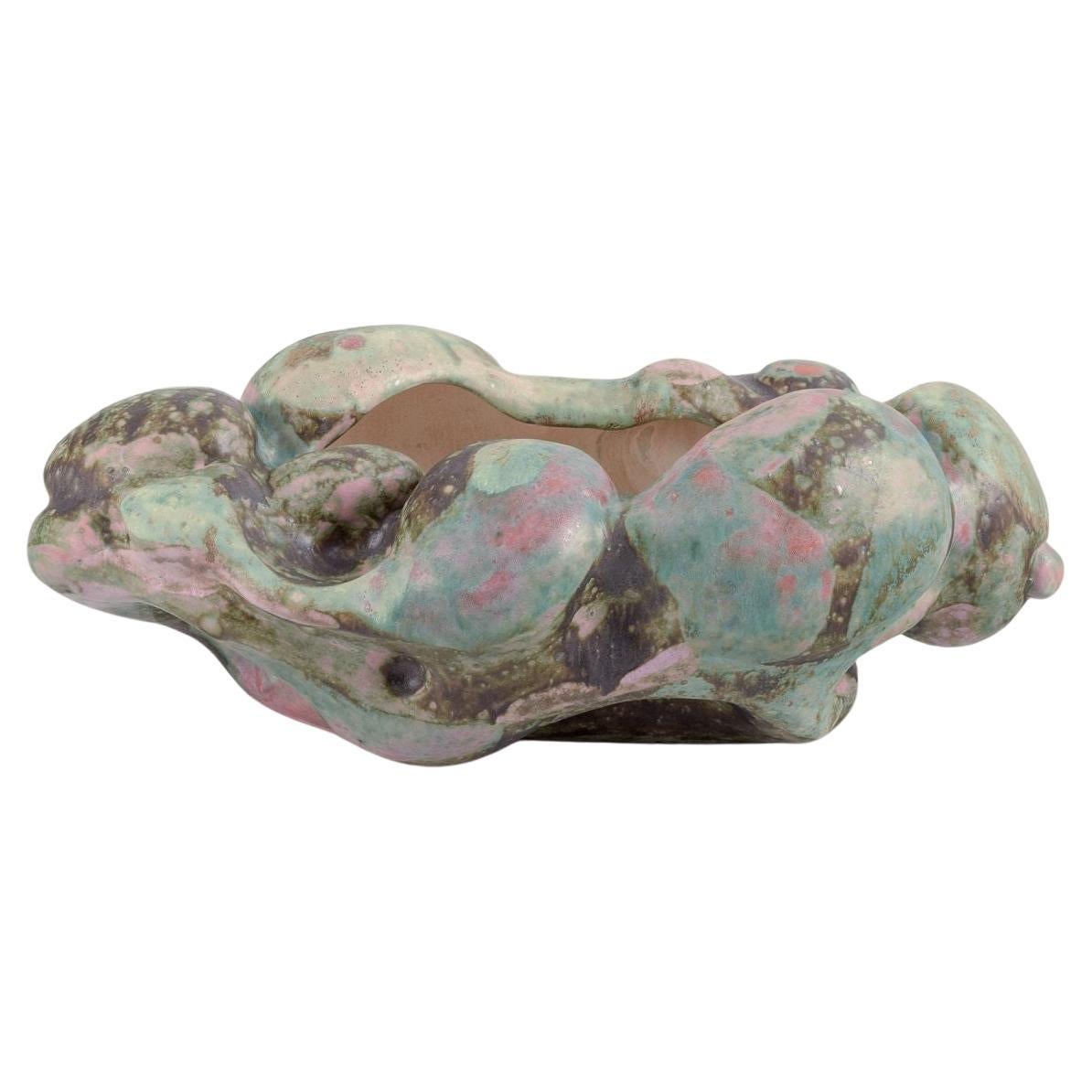 Christina Muff, dänische Keramikkünstlerin. Skulpturale Vase mit mehrfarbiger Glasur. im Angebot