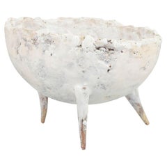 Christina Muff, Danish ceramic artist. Stoneware bowl on three pointed legs.